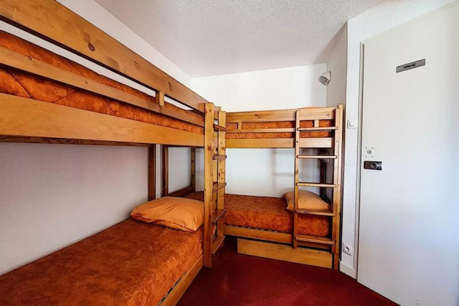 Résidence Chaviere-Niet-getagd