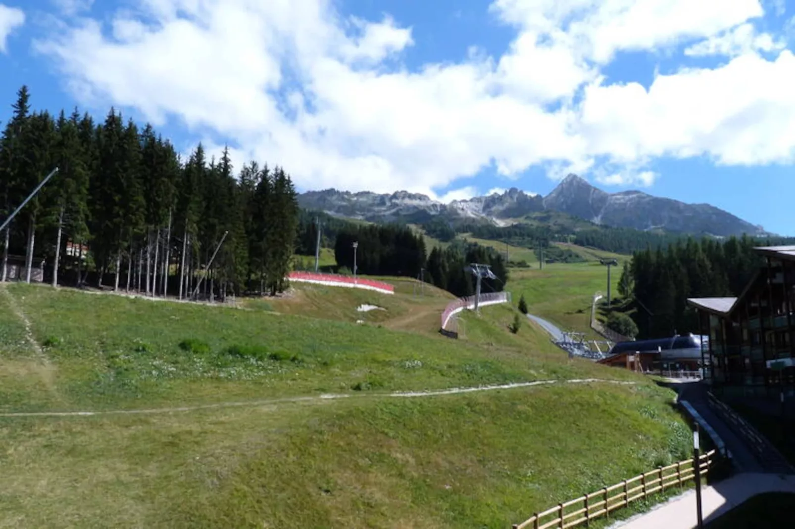 Résidence Tournavelles-Niet-getagd