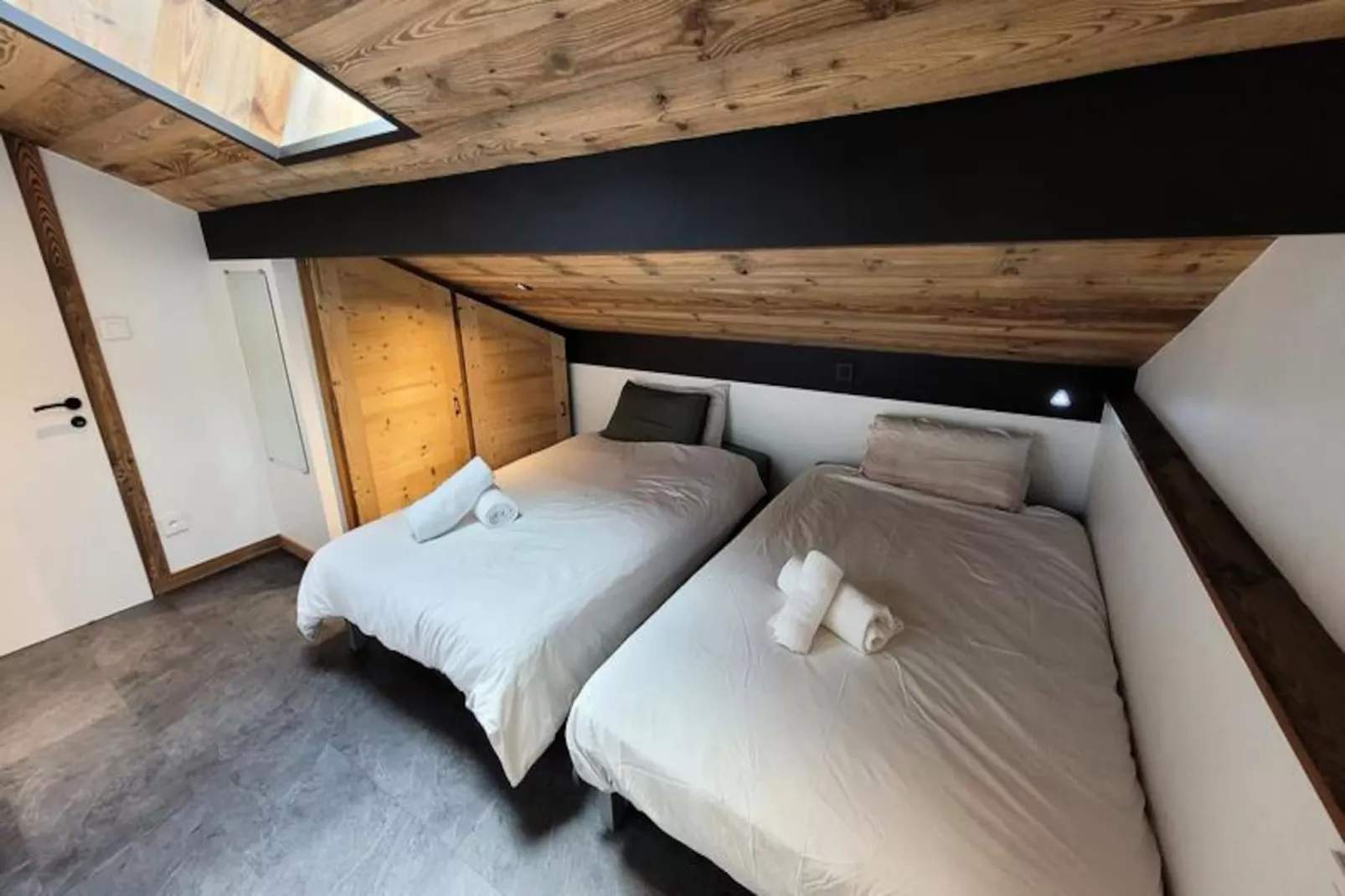 Résidence Le Shangri La-Niet-getagd