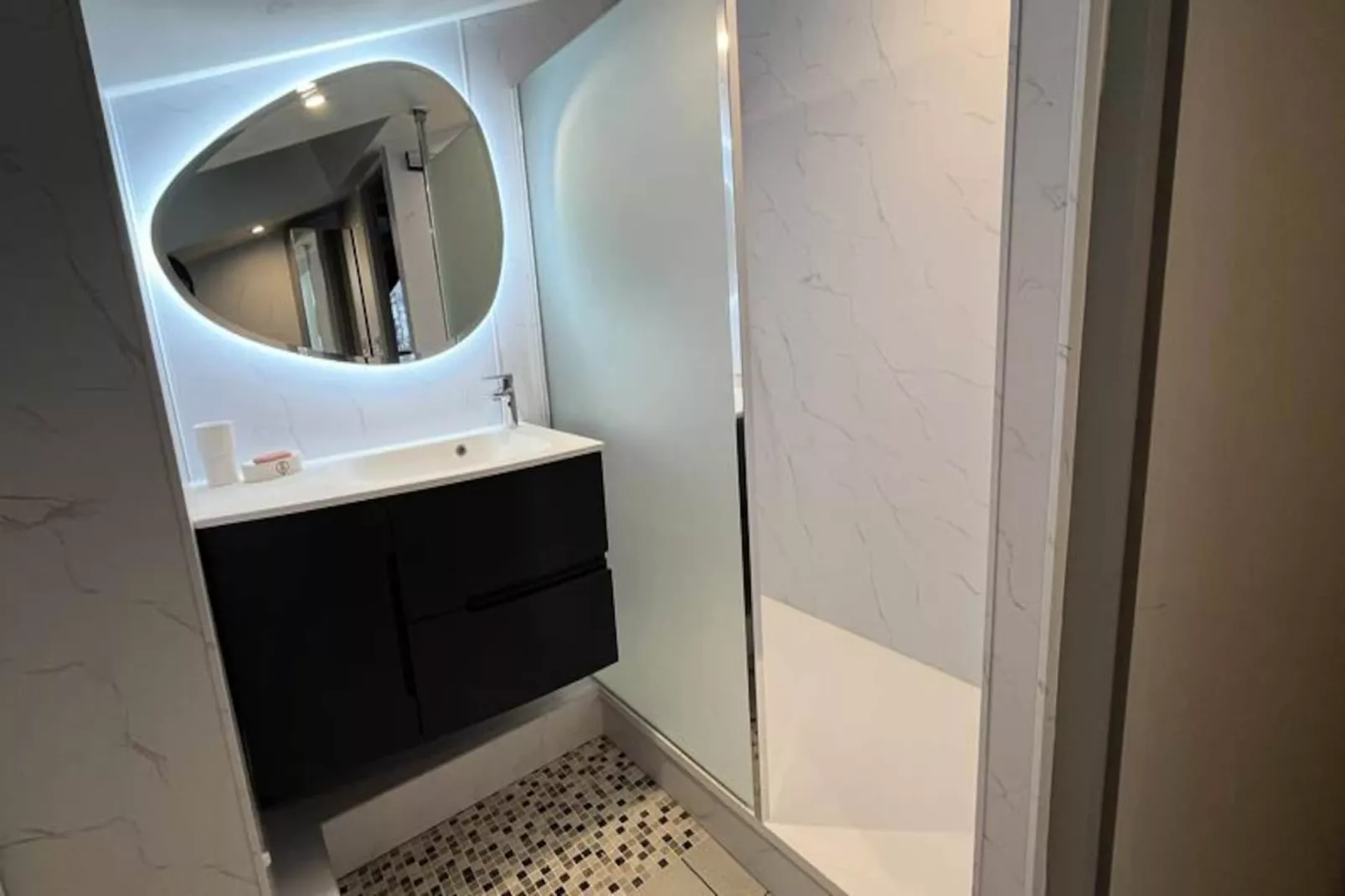 Résidence Les Iris-Niet-getagd