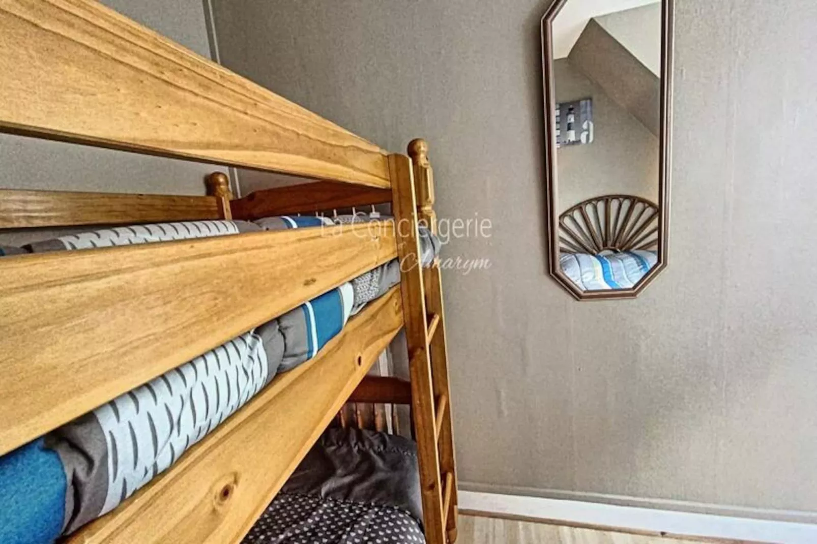 Résidence Th 23 -  🌊 Charmant Appartement Vue Sur Le Port 🌞-Niet-getagd