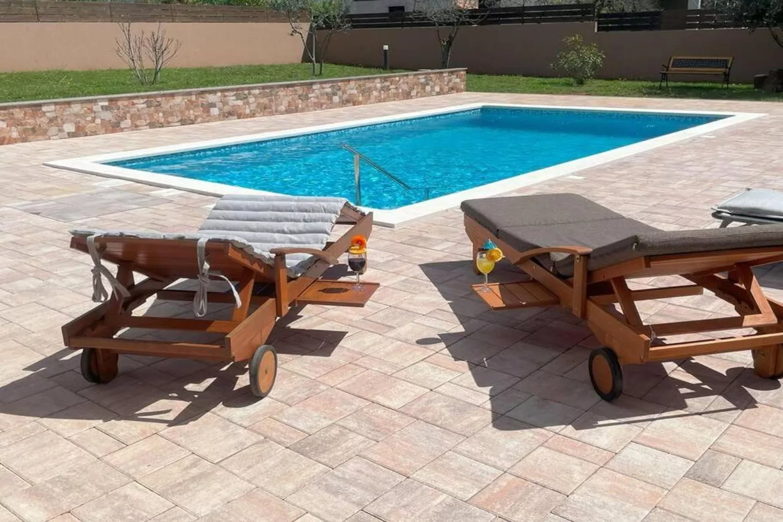 Villa Rosa Apartman-Zwembad