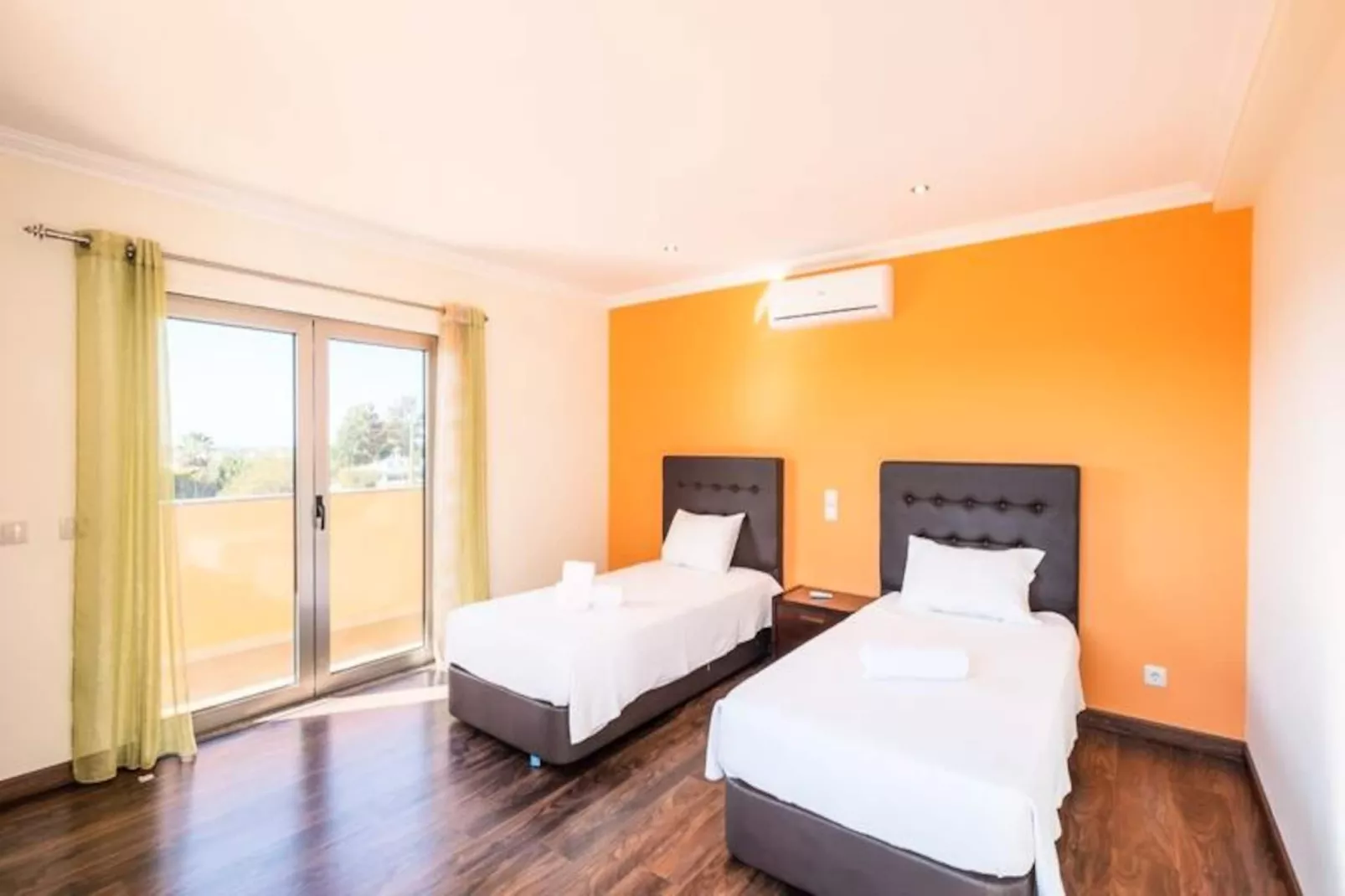 Maison à Guia-Niet-getagd