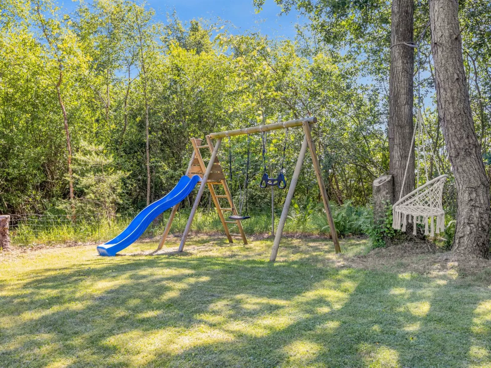 "Arny" - 1.5km from the sea-Buiten