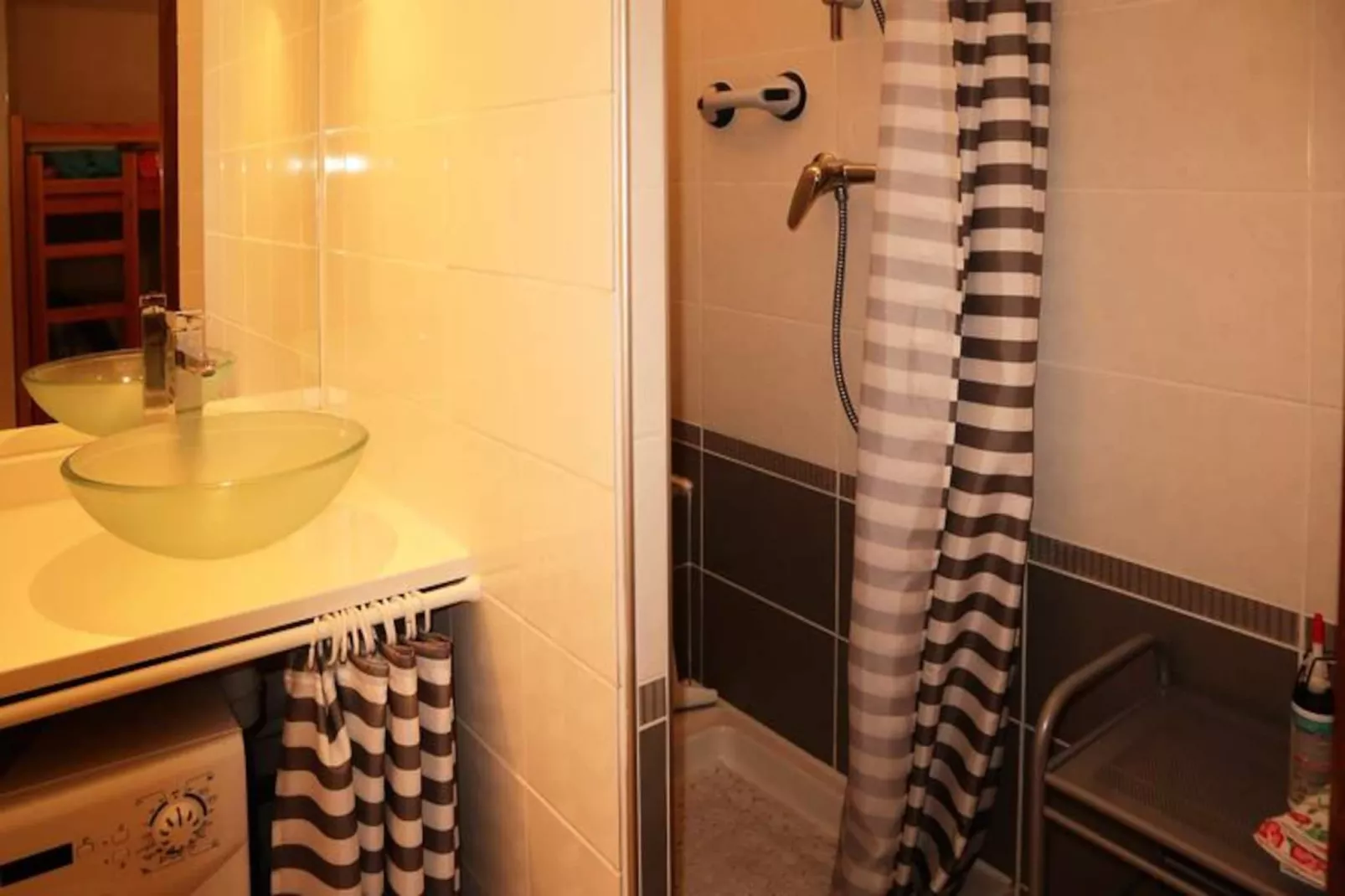 Résidence Le Pouzenc-Niet-getagd