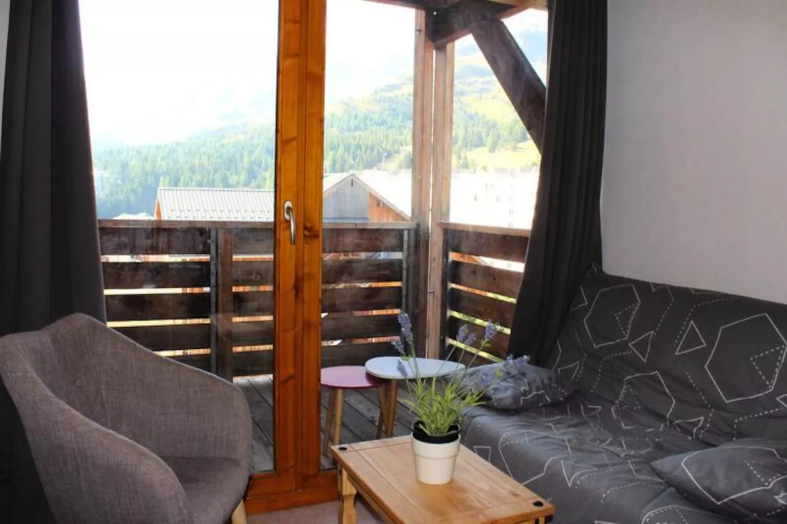 Les Chalets De Superd Heliantheme-Niet-getagd