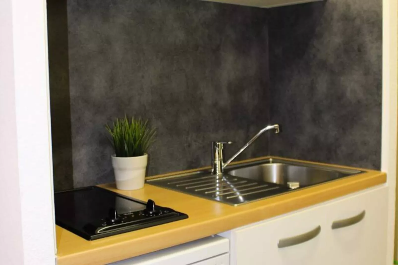 Résidence Le Bois D'aurouze-Niet-getagd