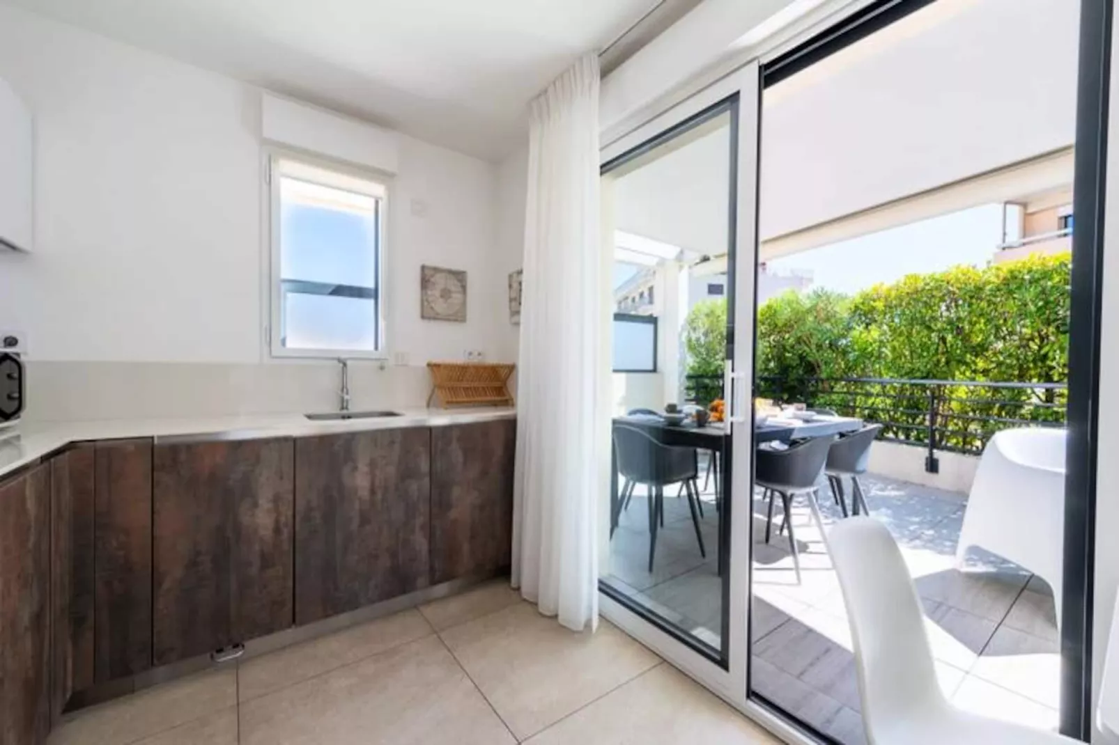 Résidence 4p Rooftop Avec Jacuzzi & Parking, Cannes-Niet-getagd