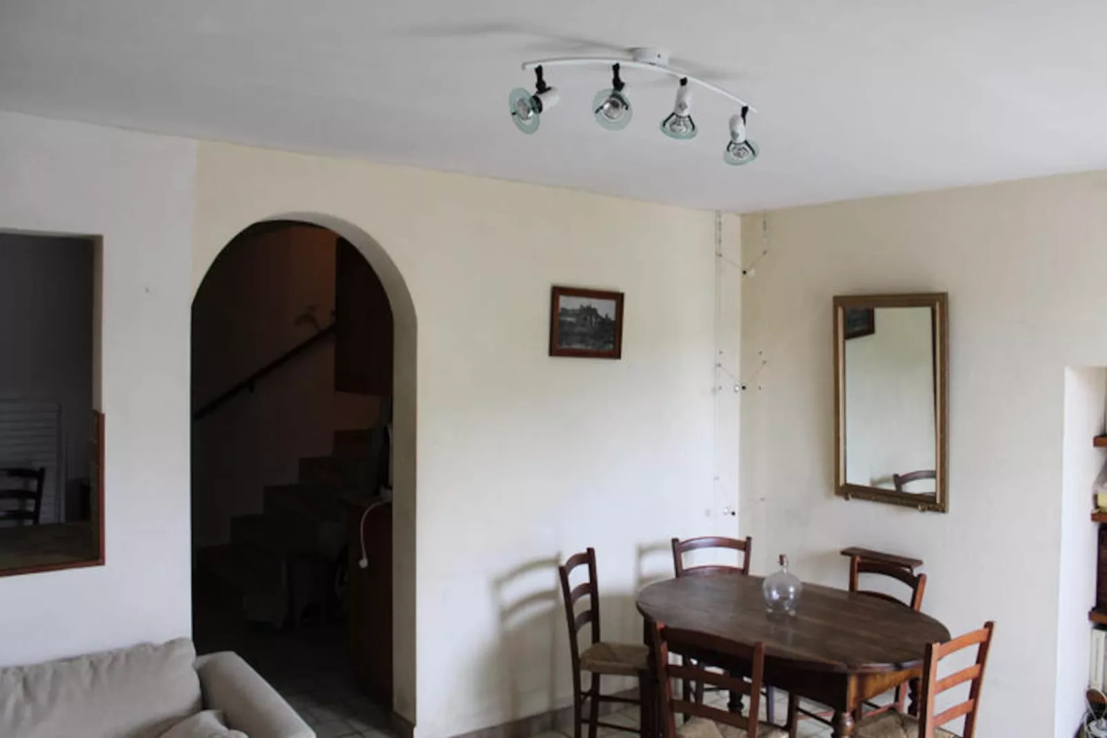 Maison à Entrechaux-Niet-getagd