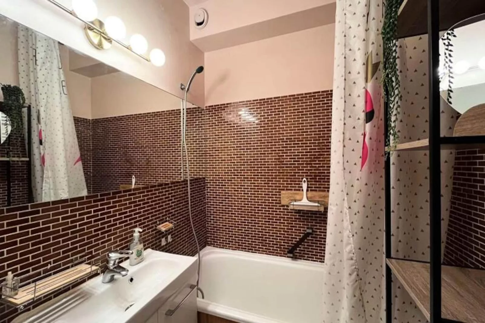 Résidence Escale Port-Niet-getagd