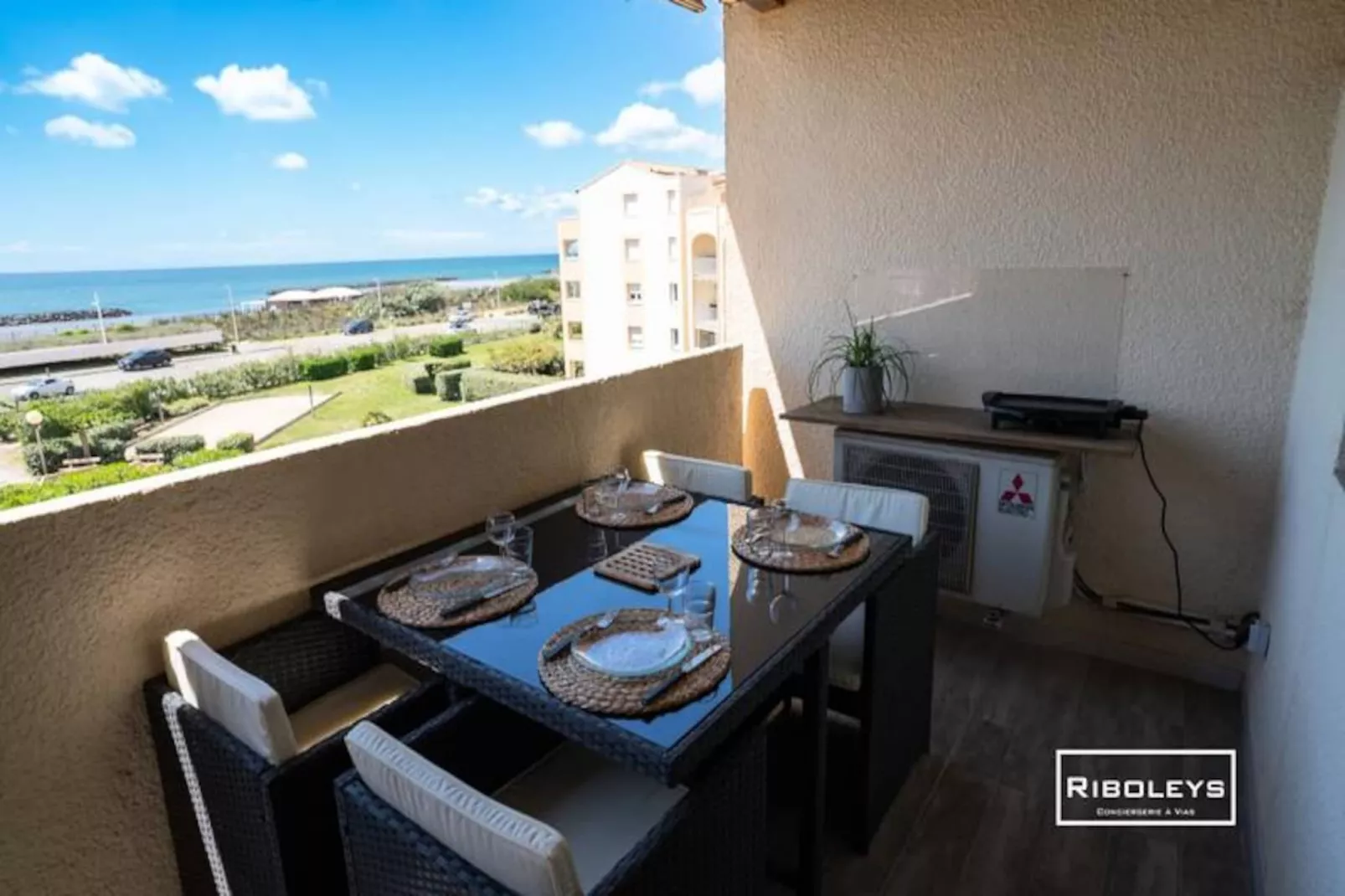 Vias-plage - Appartement Climatis&eacute; Avec Piscine Face &agrave; La Mer-Niet-getagd