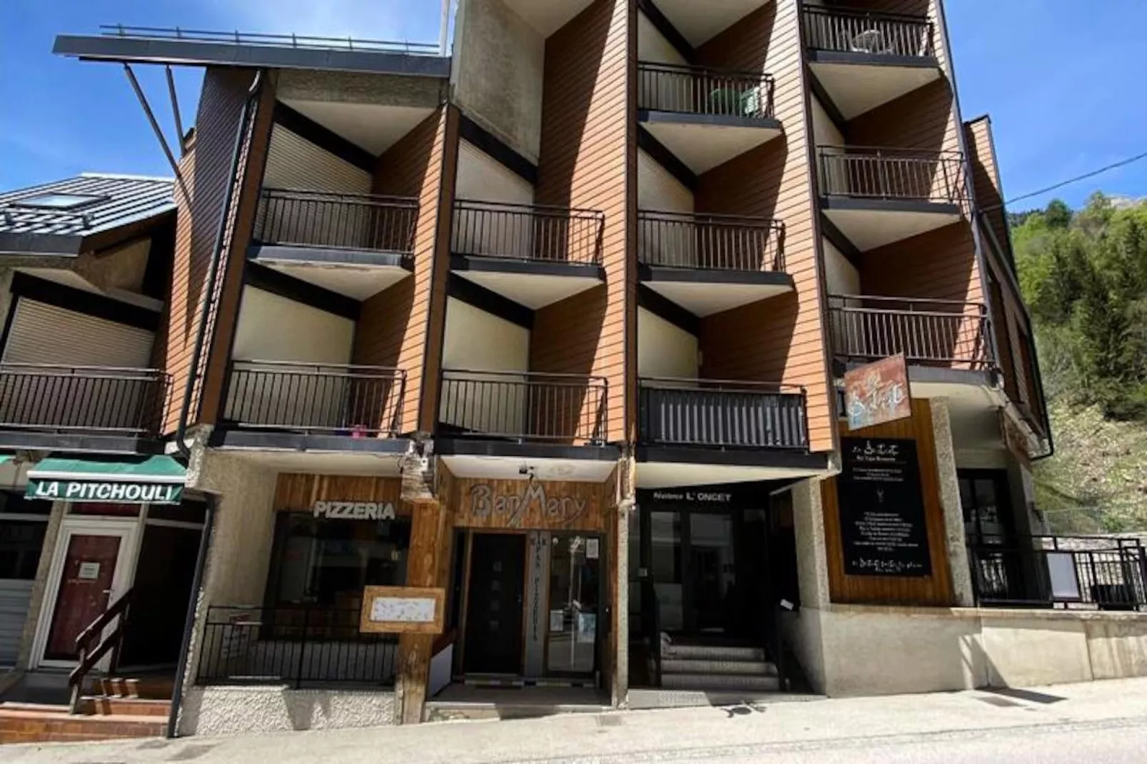 Résidence Oncet - Niet-getagd