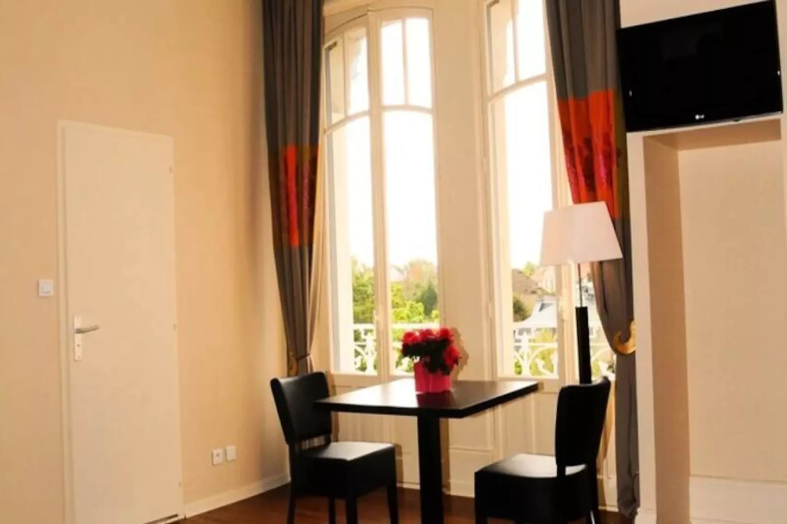 Résidence Garden & City Luxeuil-les-Bains - Le Métropole***-Niet-getagd