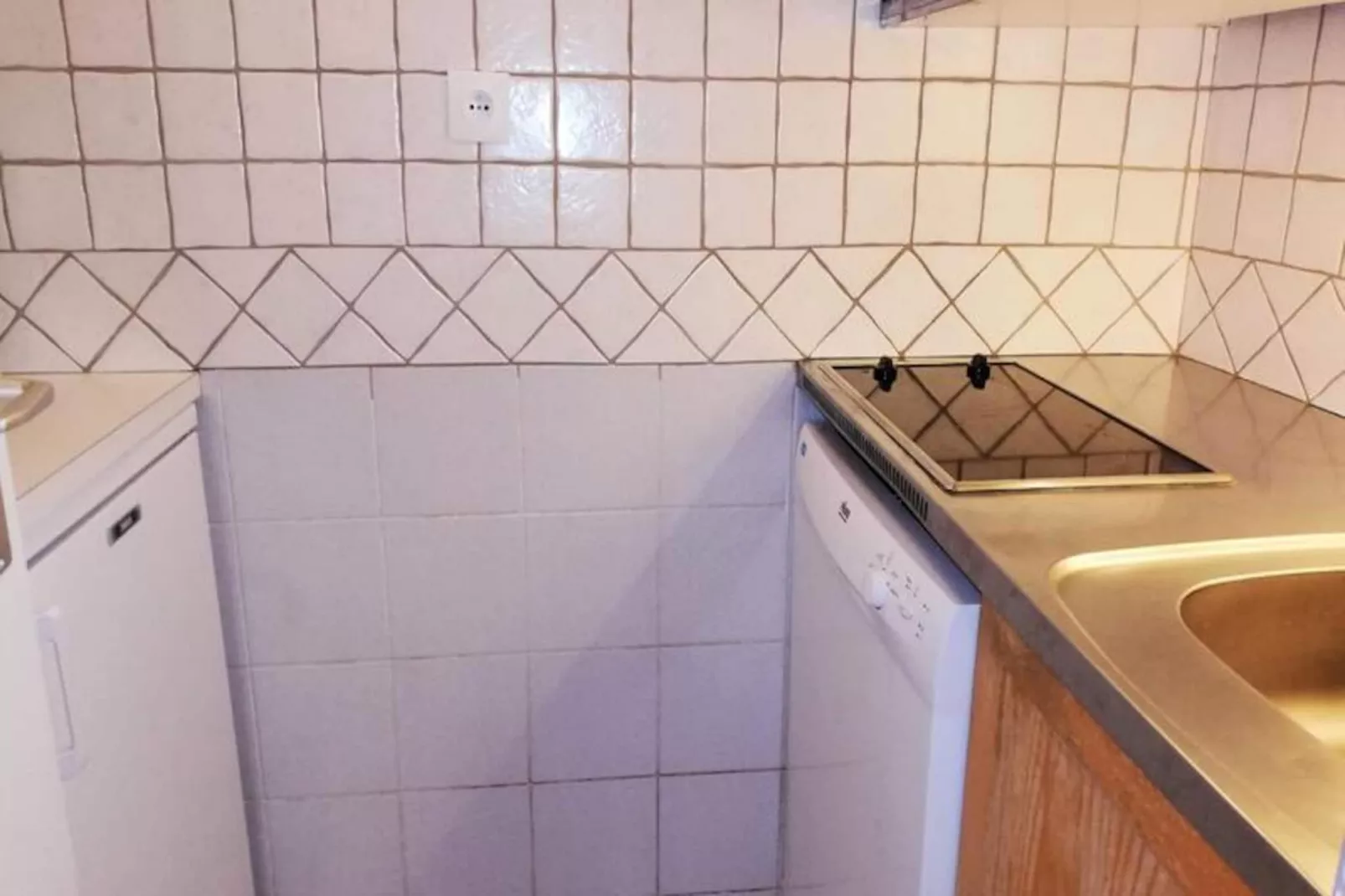 Résidence Gollet G-Niet-getagd