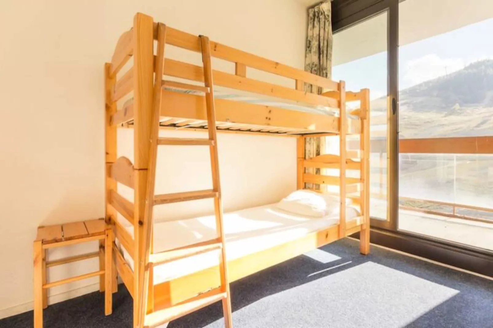 Résidence Baikonour-Niet-getagd