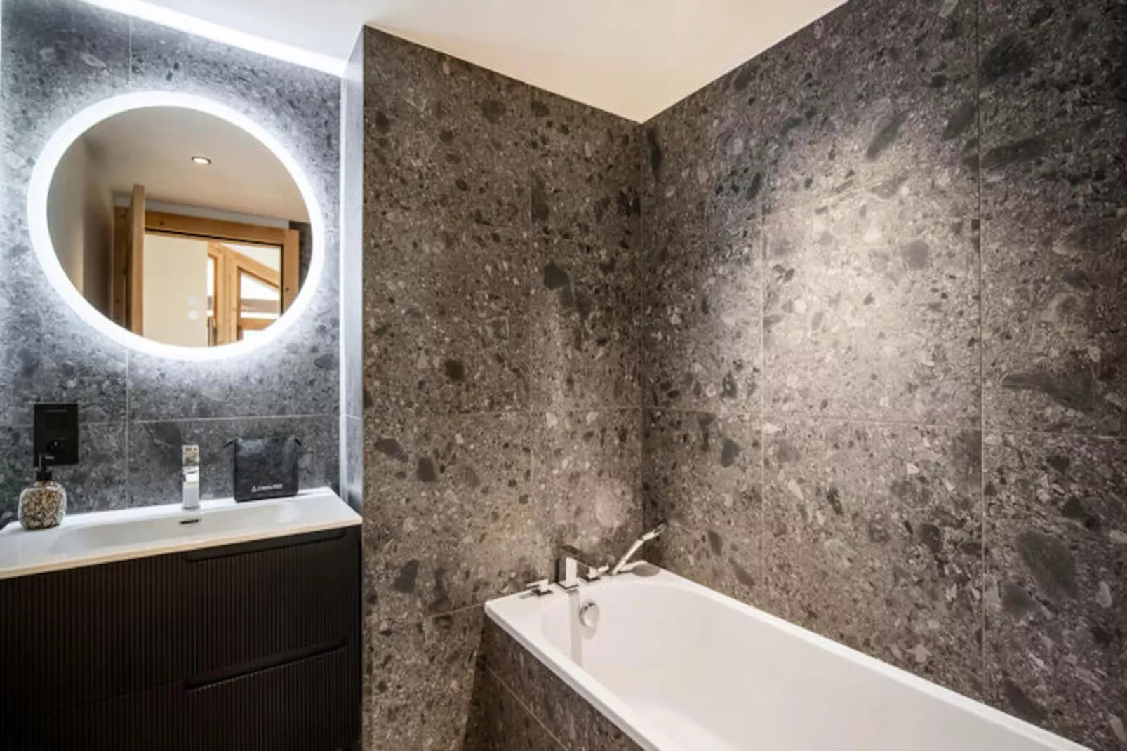 Résidence Naos-Niet-getagd