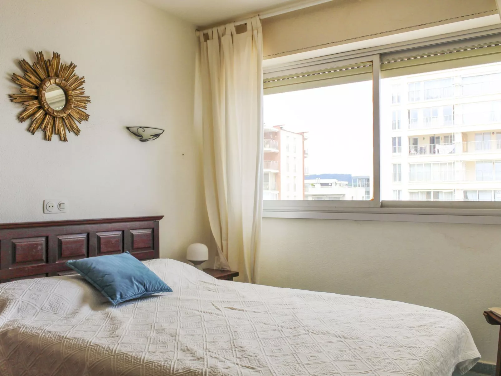 Los Laureles Blancos-Binnen