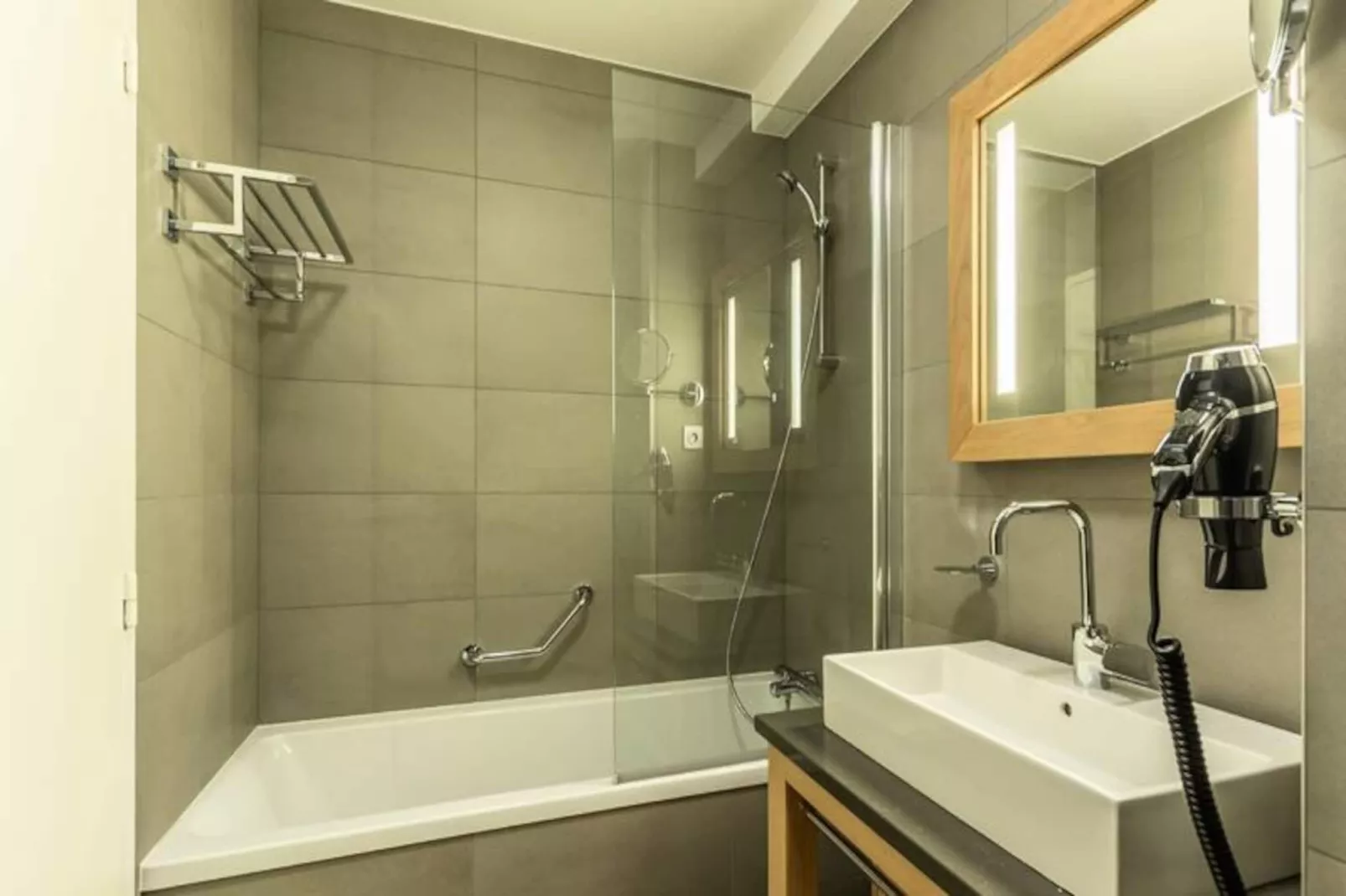 Résidence Les Monarques-Niet-getagd