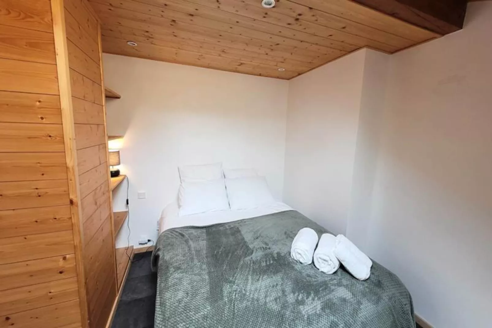 Résidence Le Shangri La-Niet-getagd