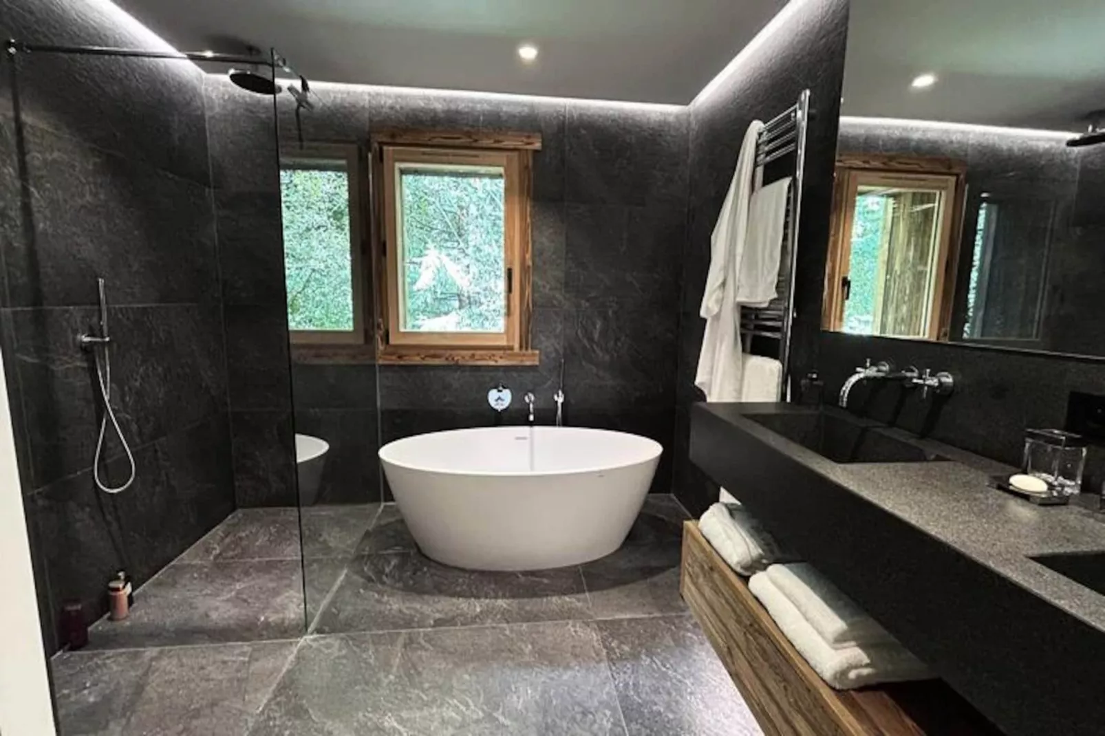 Résidence Black Rock-Niet-getagd