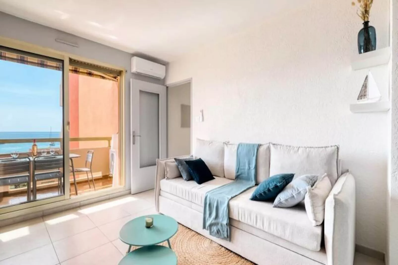 Résidence Vue Mer Exceptionnelle Au Lavandou-Niet-getagd