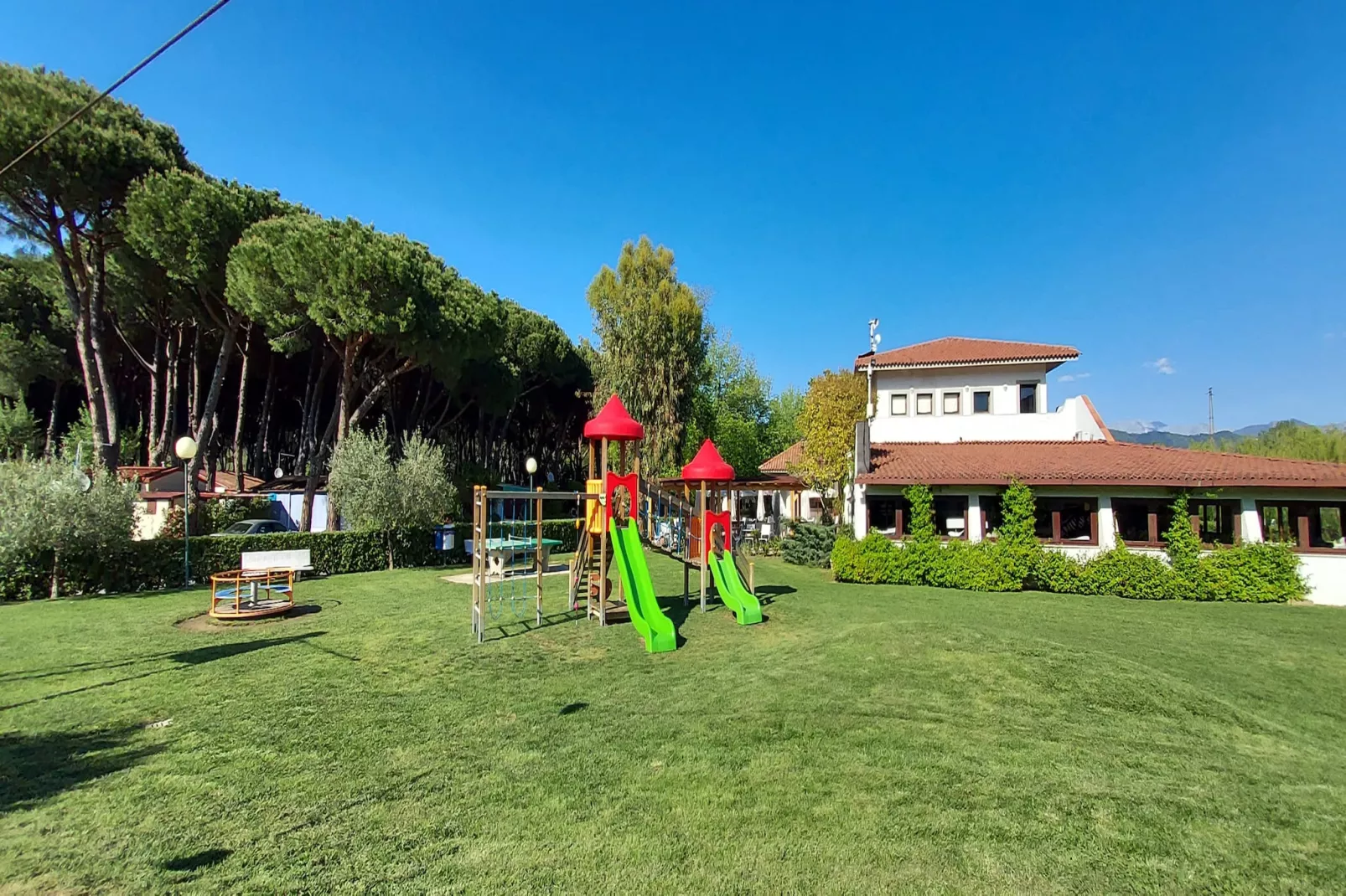 Camping Marina 3B // Mobile Home 5 Pax MH1-Tuinen zomer