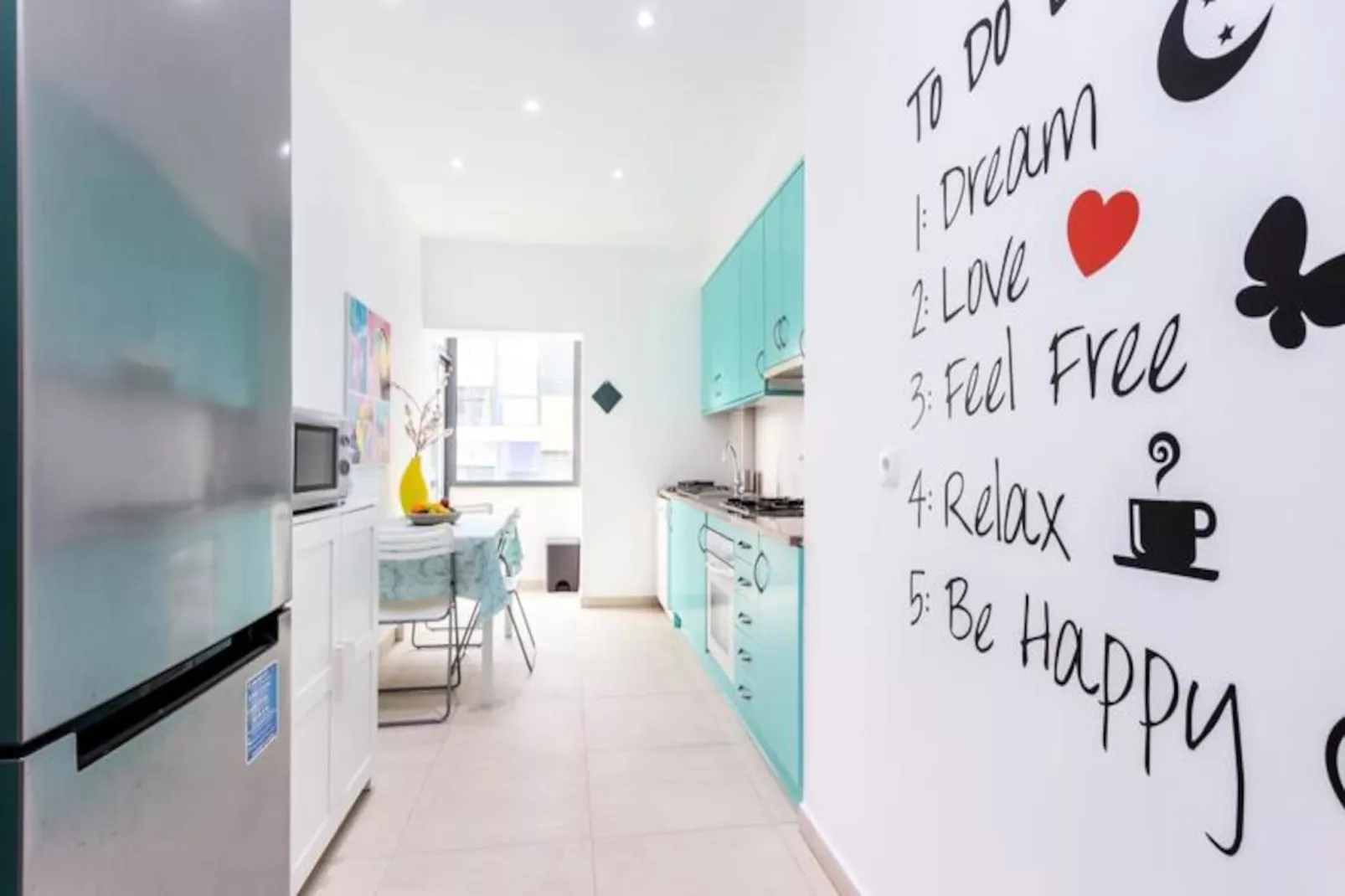 Artistic And Stylish Apartment-Niet-getagd