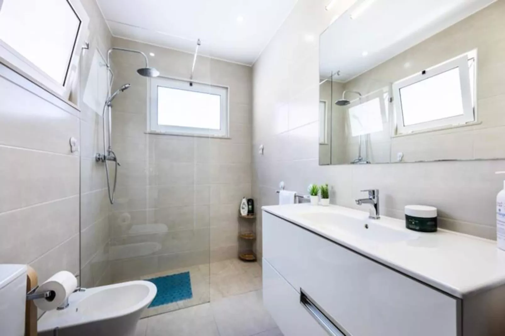 Casa Matias - Stylish 4br Apartment &bull; Lagos Old Town-Niet-getagd