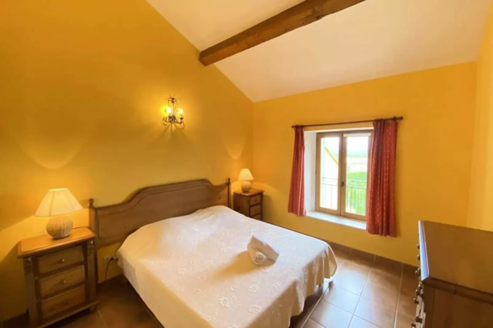 04b8 : Beau T3 Au Coeur Des Lavandes - Piscine-Niet-getagd