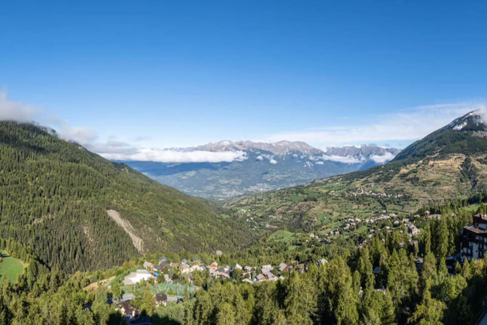 Résidence Le Cairn-Niet-getagd