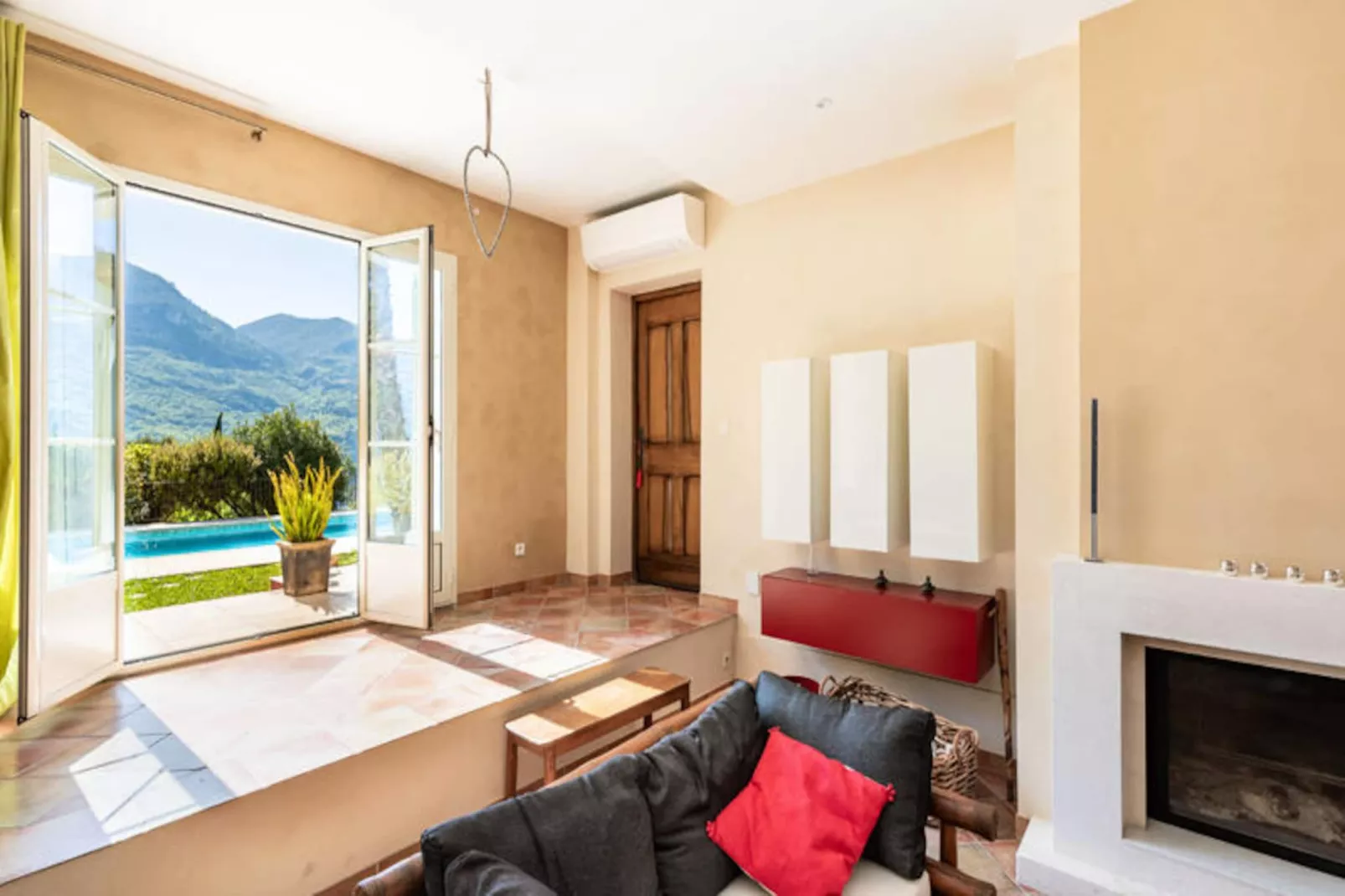 Maison à Saint-Martin-du-Var-Niet-getagd