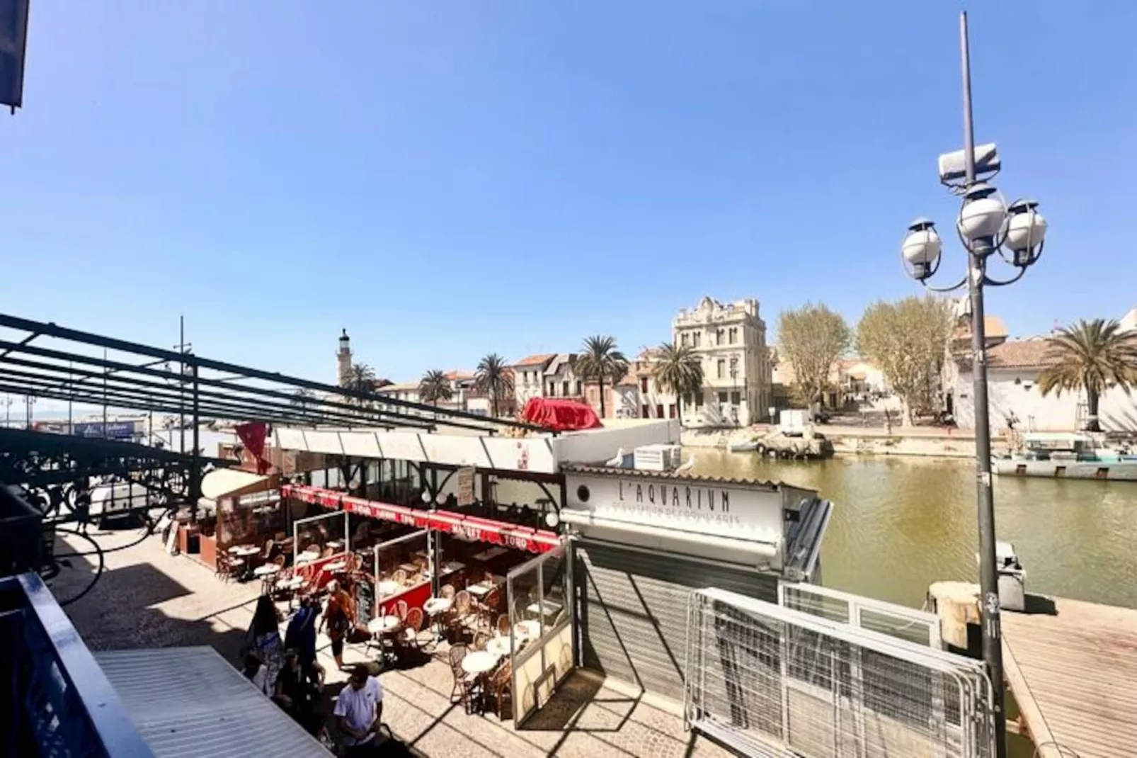 Résidence Les Palmiers -  Appartement Une Chambre Vue Canal-Niet-getagd