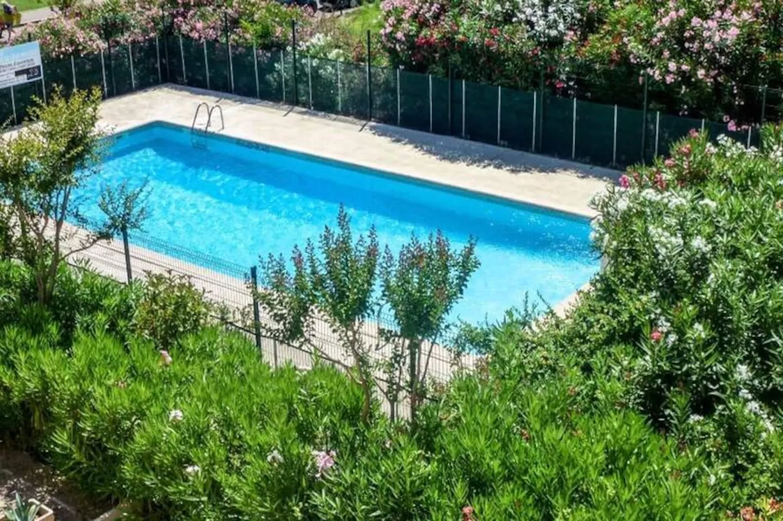 Résidence  Floralies 2-Niet-getagd