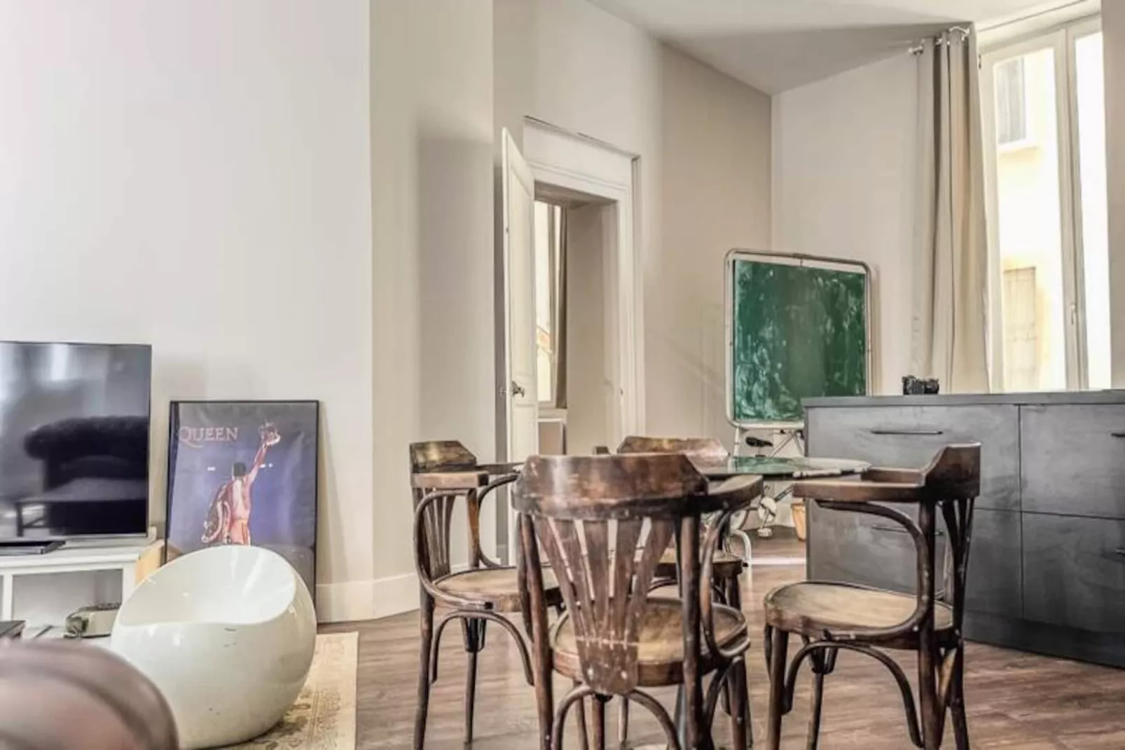 | Le Notre Dame 🎈 - Niet-getagd