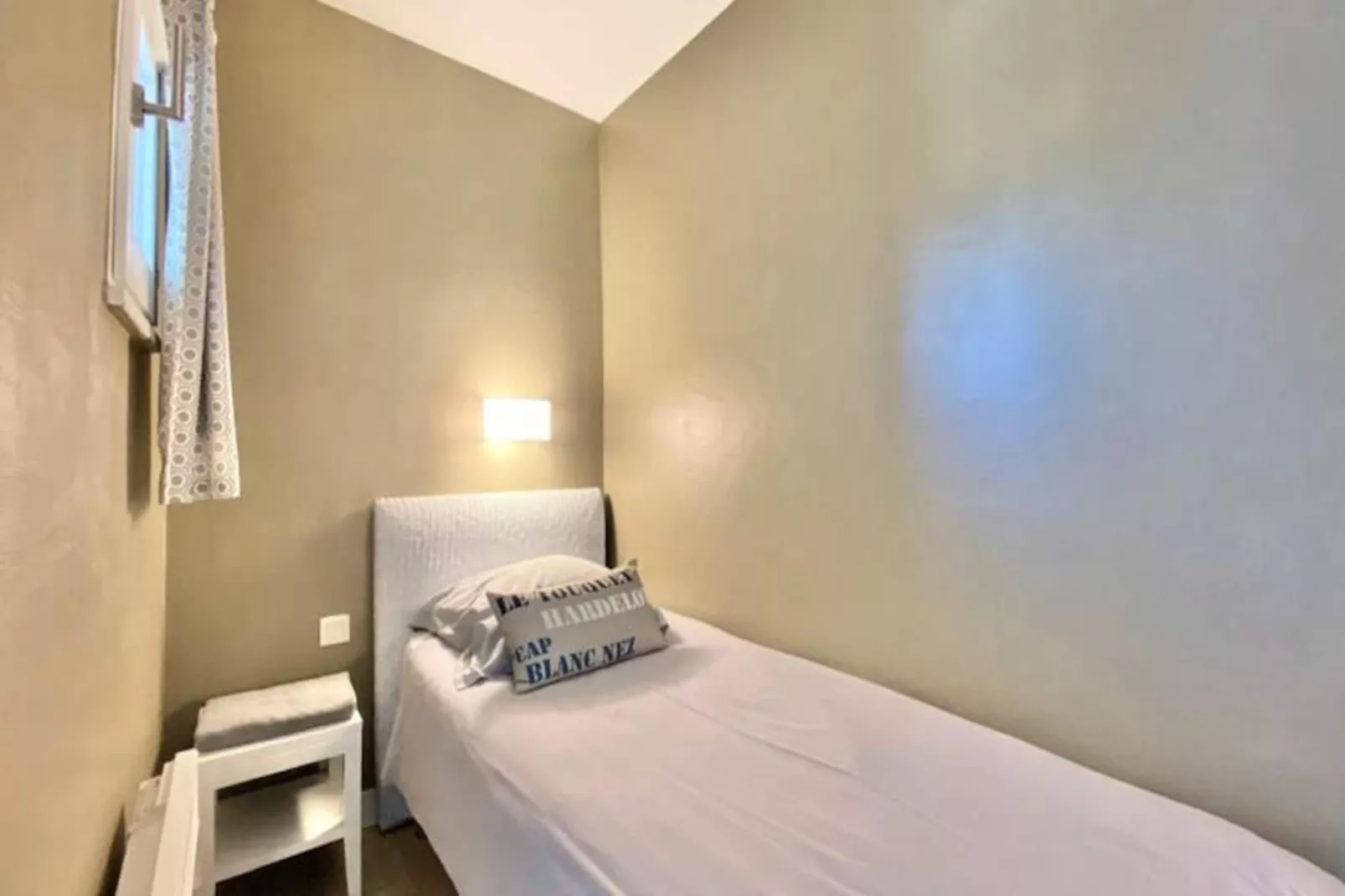 Résidence Charmant Appartement Pour 5 Pers Avec Piscine, Parking Et Tennis-Niet-getagd