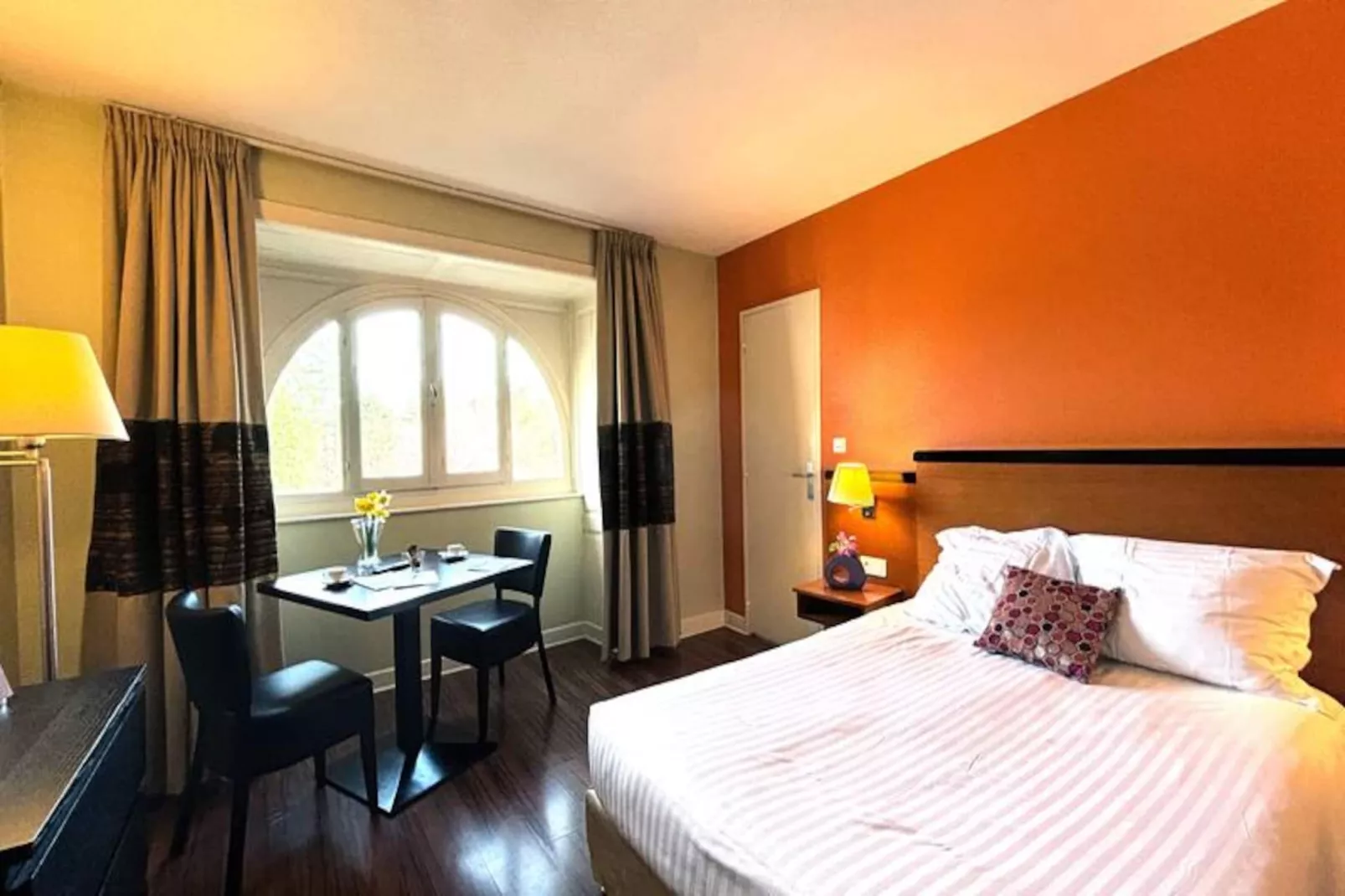 Résidence Garden & City Luxeuil-les-Bains - Le Métropole***-Niet-getagd