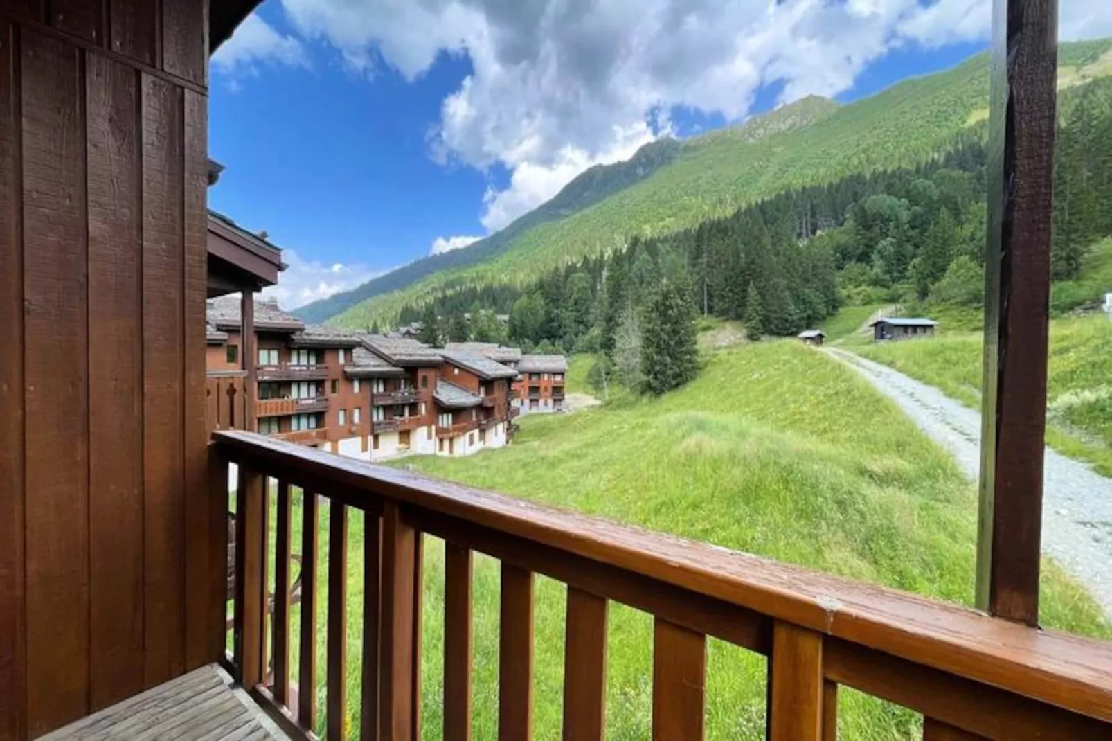 Résidence Lauziere Dessous G-Niet-getagd