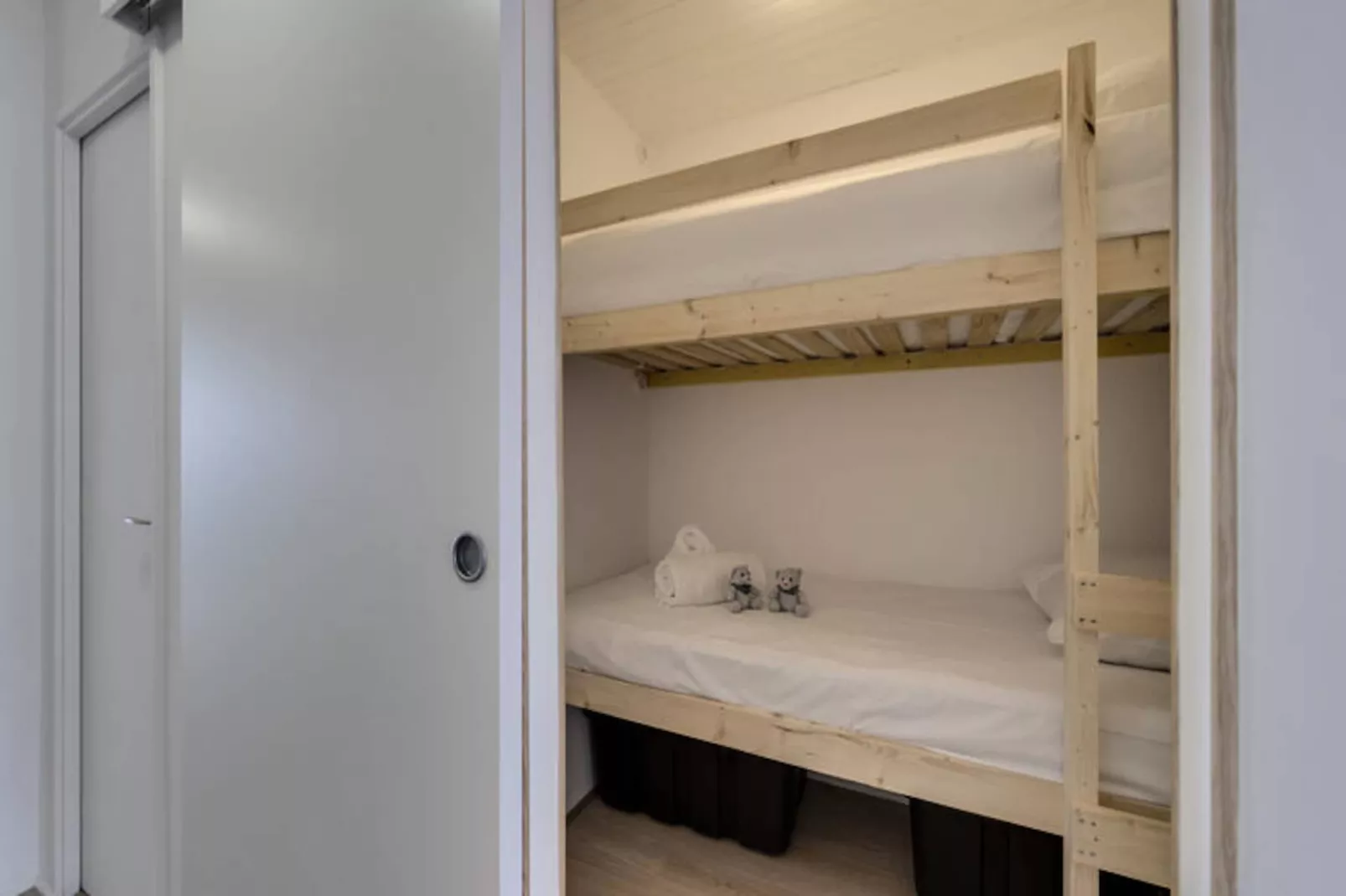 Résidence 2100 B-Niet-getagd