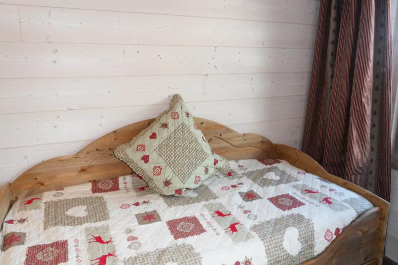 Résidence Mont Vallon-Niet-getagd