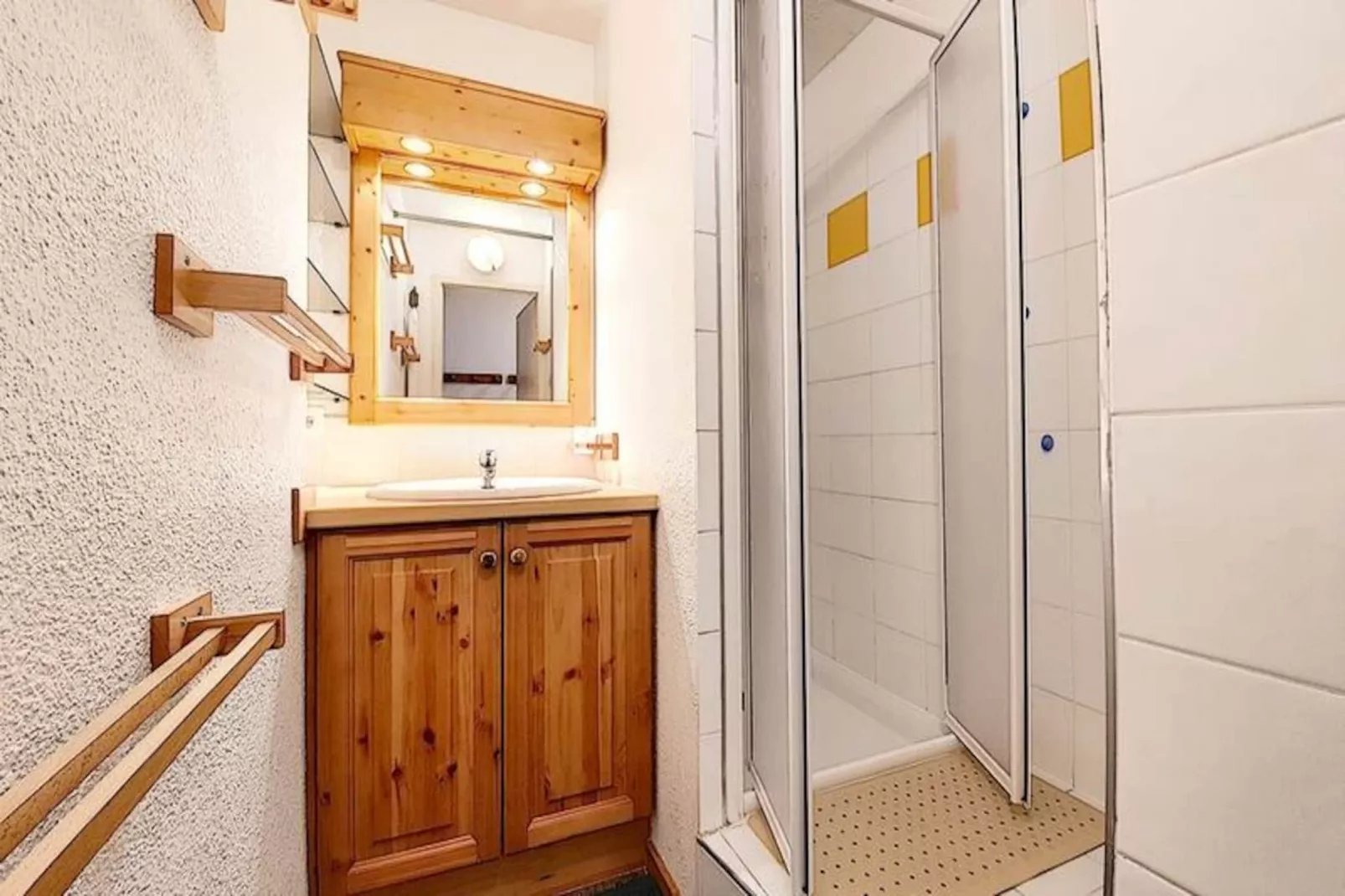 Résidence Chaviere-Niet-getagd