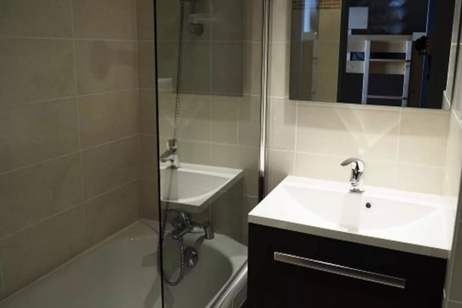 Résidence Median-Niet-getagd