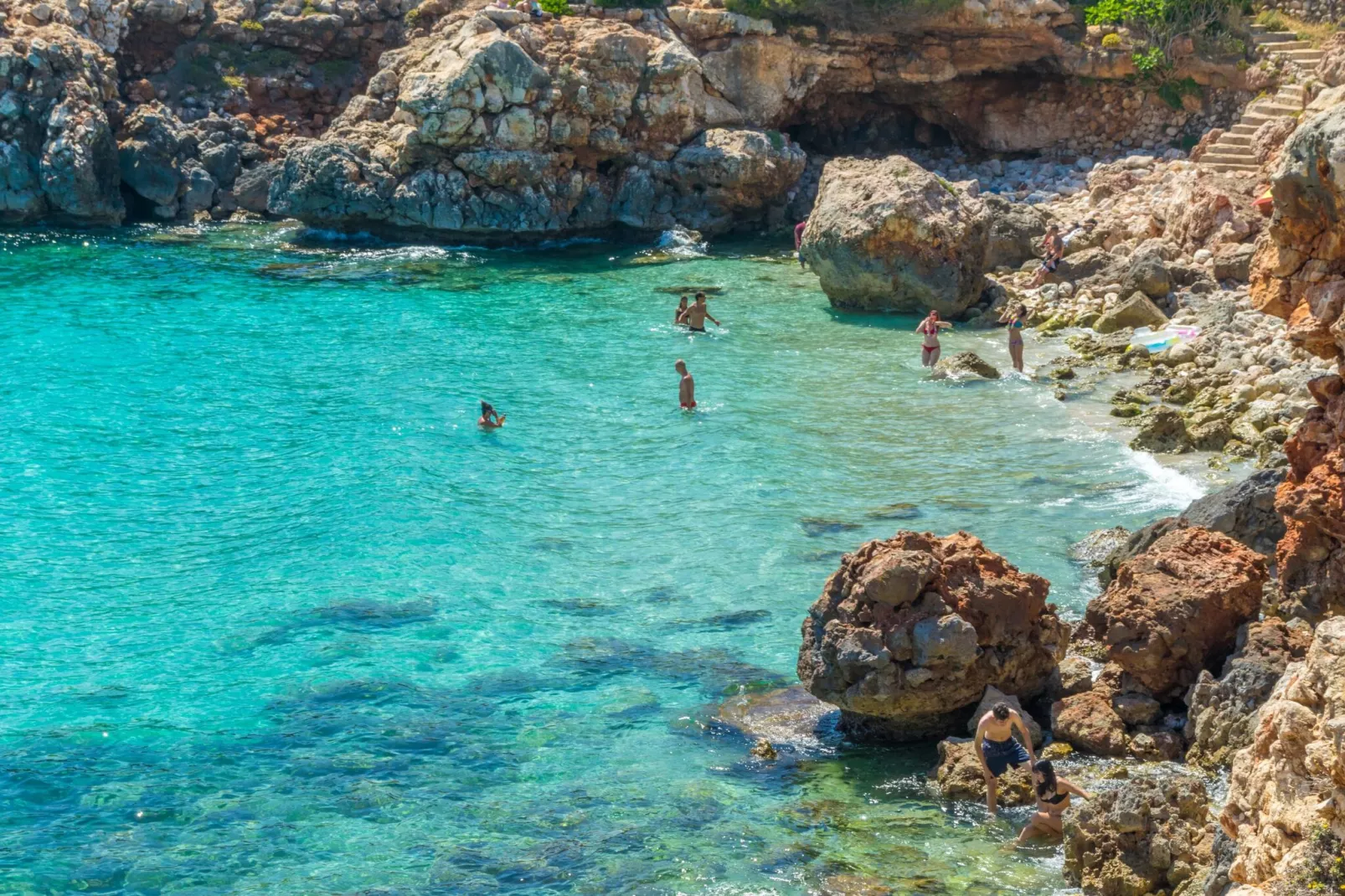 Cala Rafalino-Buitenkant zomer