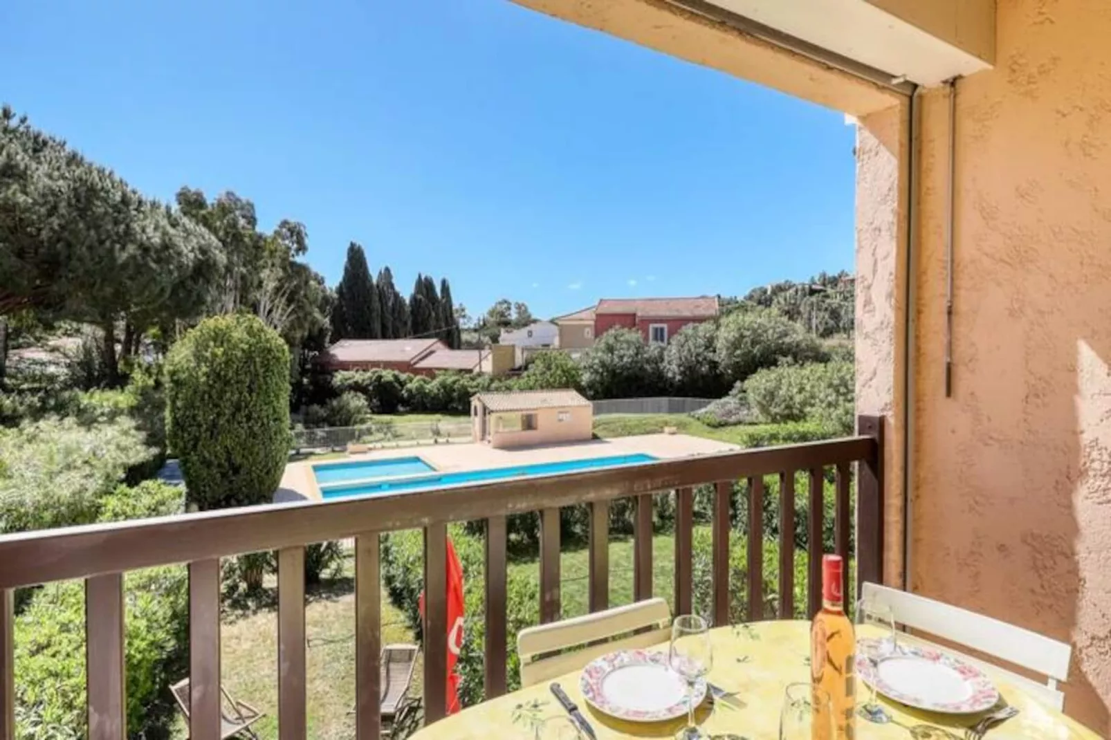 Résidence Accès Direct à La Plage + Résidence Avec Piscine-Niet-getagd