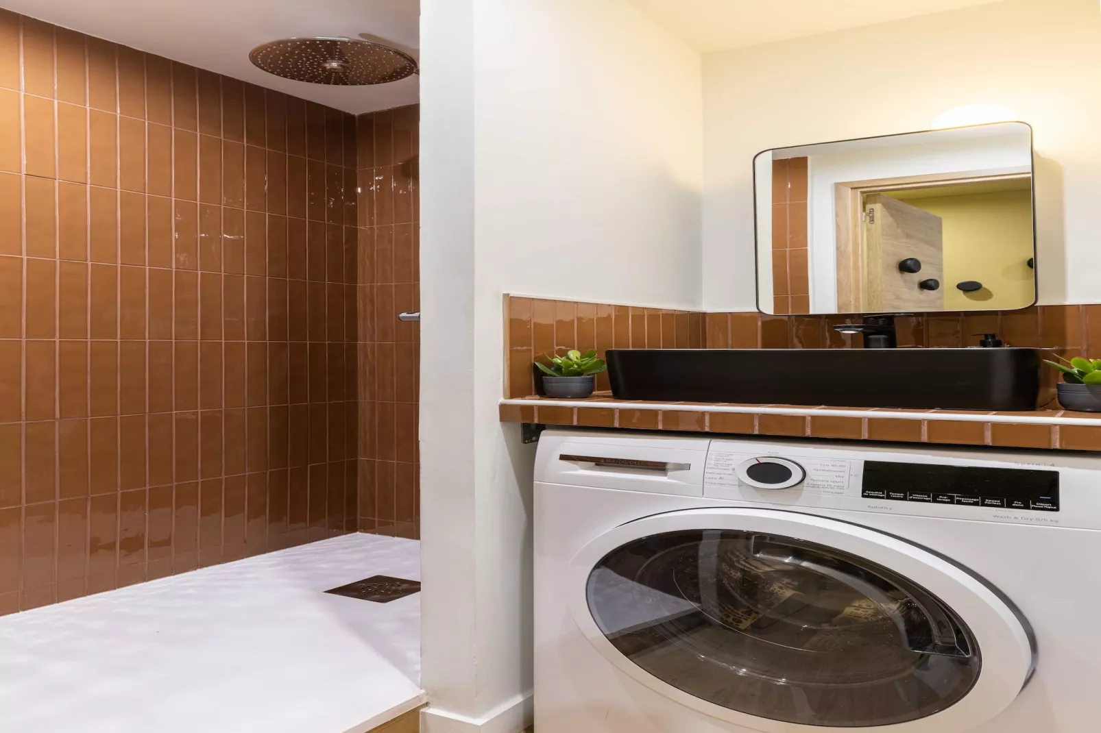 NS-CARON-2 - Badkamer