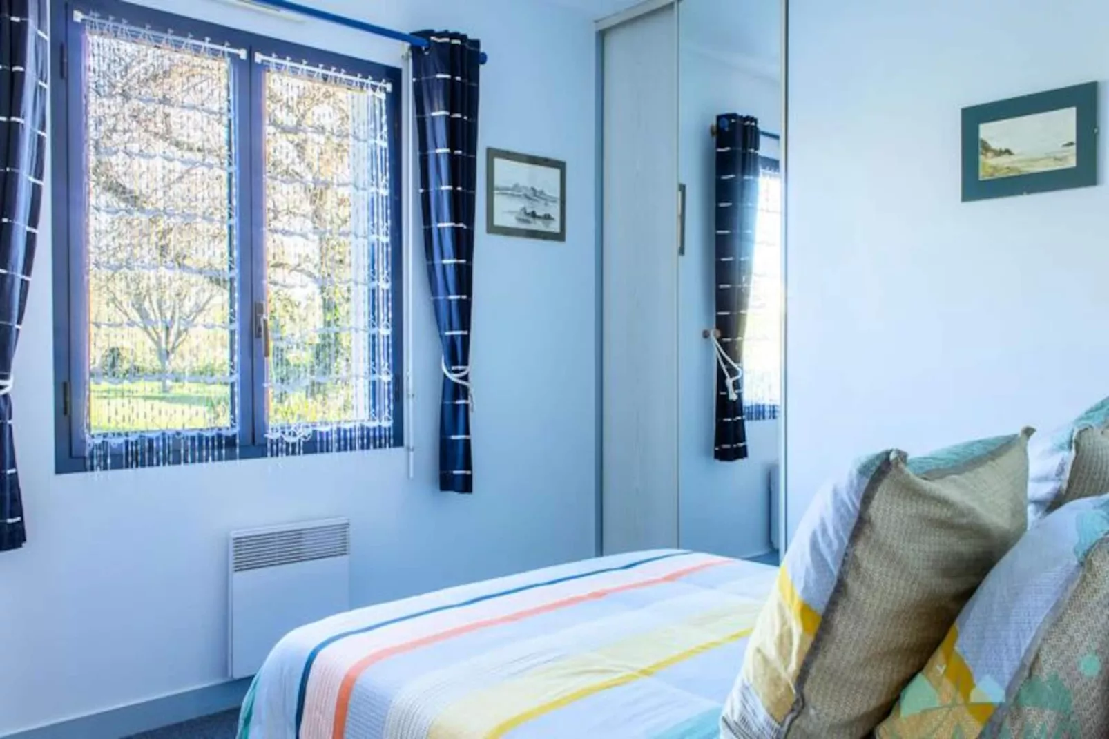 Résidence 305-frehel-Niet-getagd