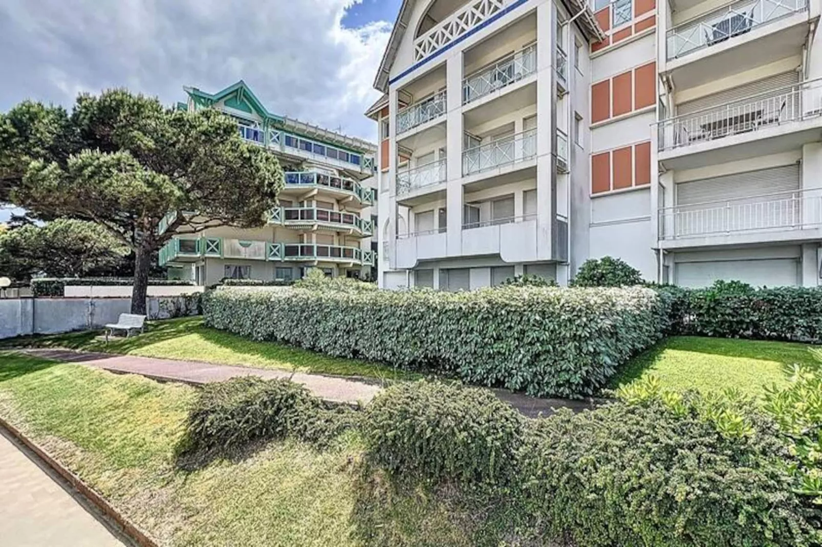 Résidence Anthinéa-Niet-getagd