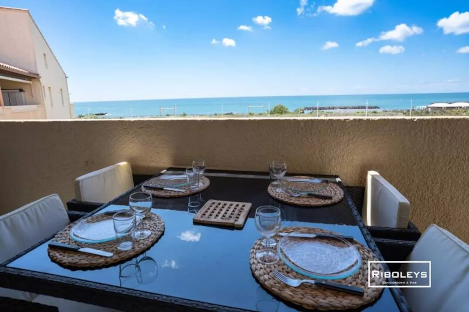 Vias-plage - Appartement Climatis&eacute; Avec Piscine Face &agrave; La Mer-Niet-getagd