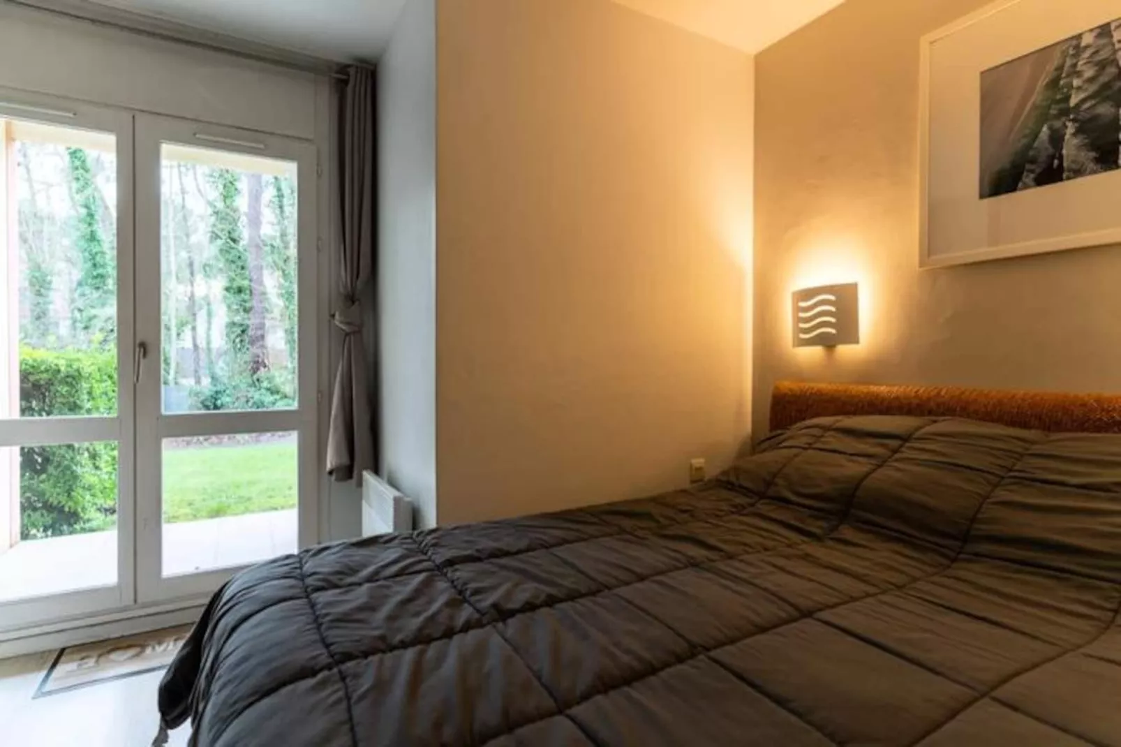 Résidence Appt Rez De Jardin  6 Personnes Avec Piscine, Tennis Et Parking Gratuit 21-Niet-getagd