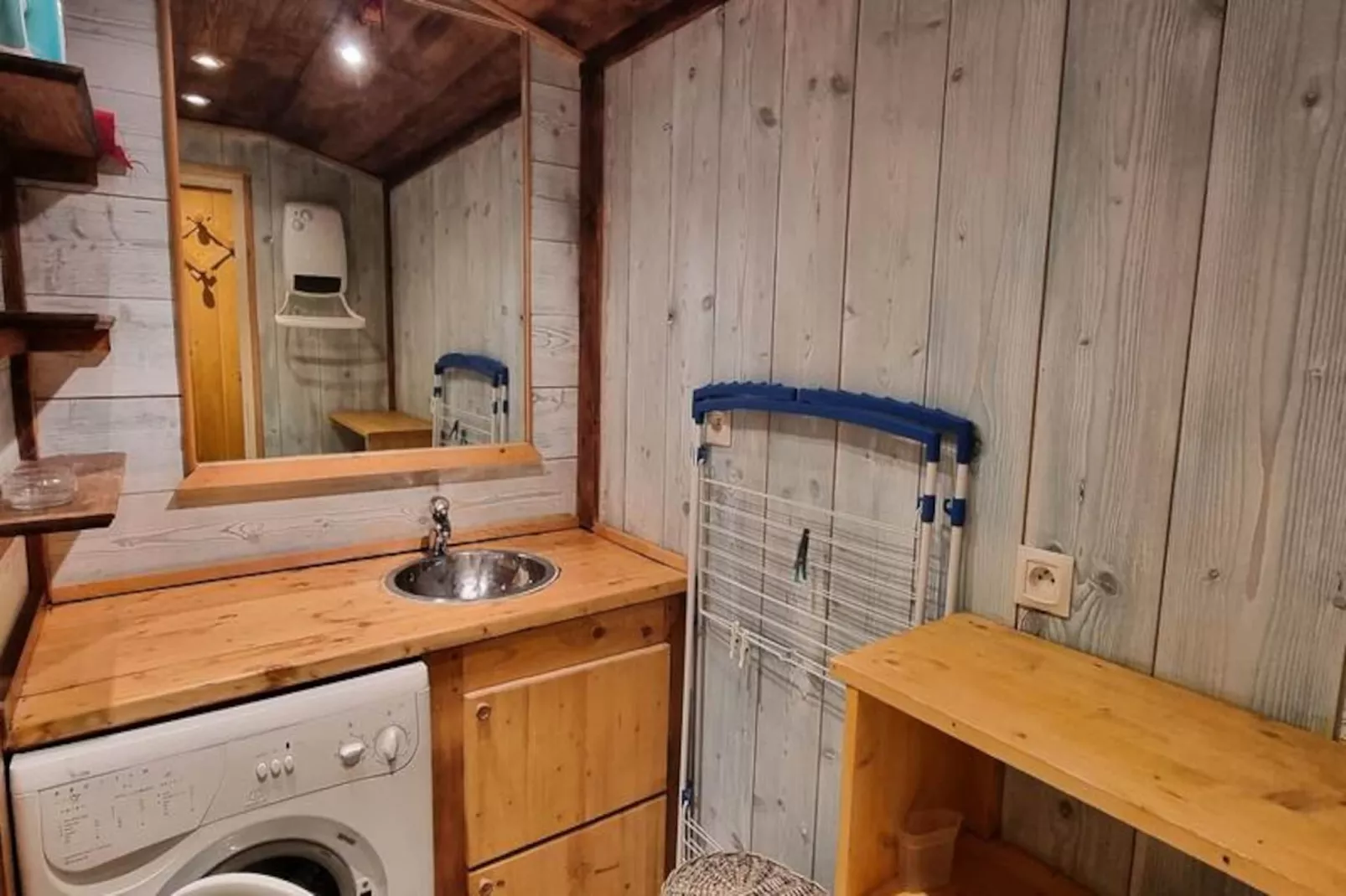 Résidence FlÈche-Niet-getagd