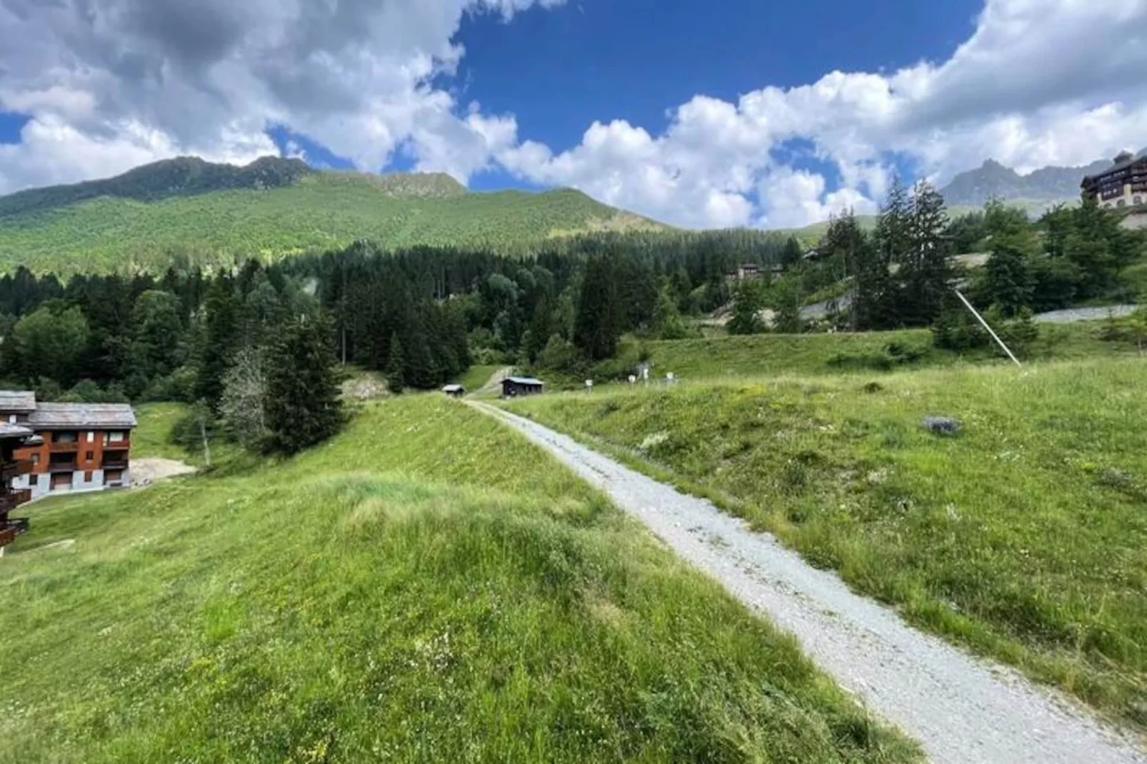 Résidence Lauziere Dessous G-Niet-getagd